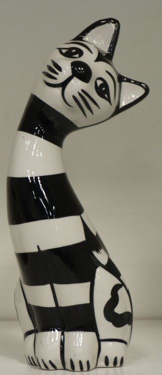 This is a Timed Online Auction on Bidspotter.co.uk, Click here to bid. Lorna Bailey Ceramics: cat - Image 2 of 3