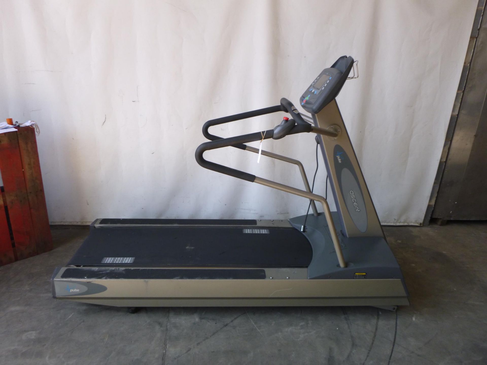* A Pulse Ascent Treadmill. Please note there is a £5 Plus VAT Lift Out Fee on this lot