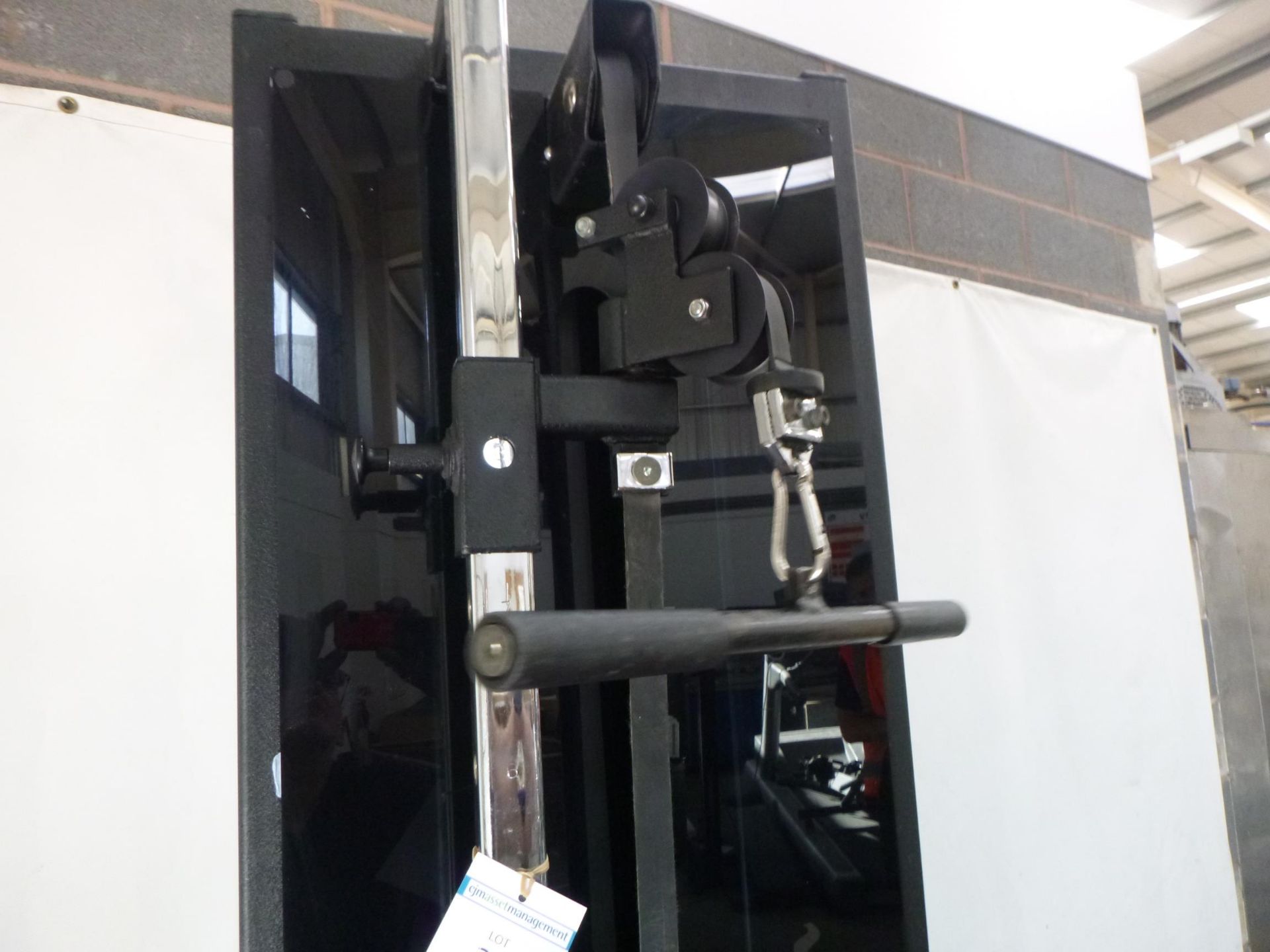 * A Pulse Hi Low Pulley Belt Column. Please note there is a £5 Plus VAT Lift Out Fee on this lot - Image 5 of 5