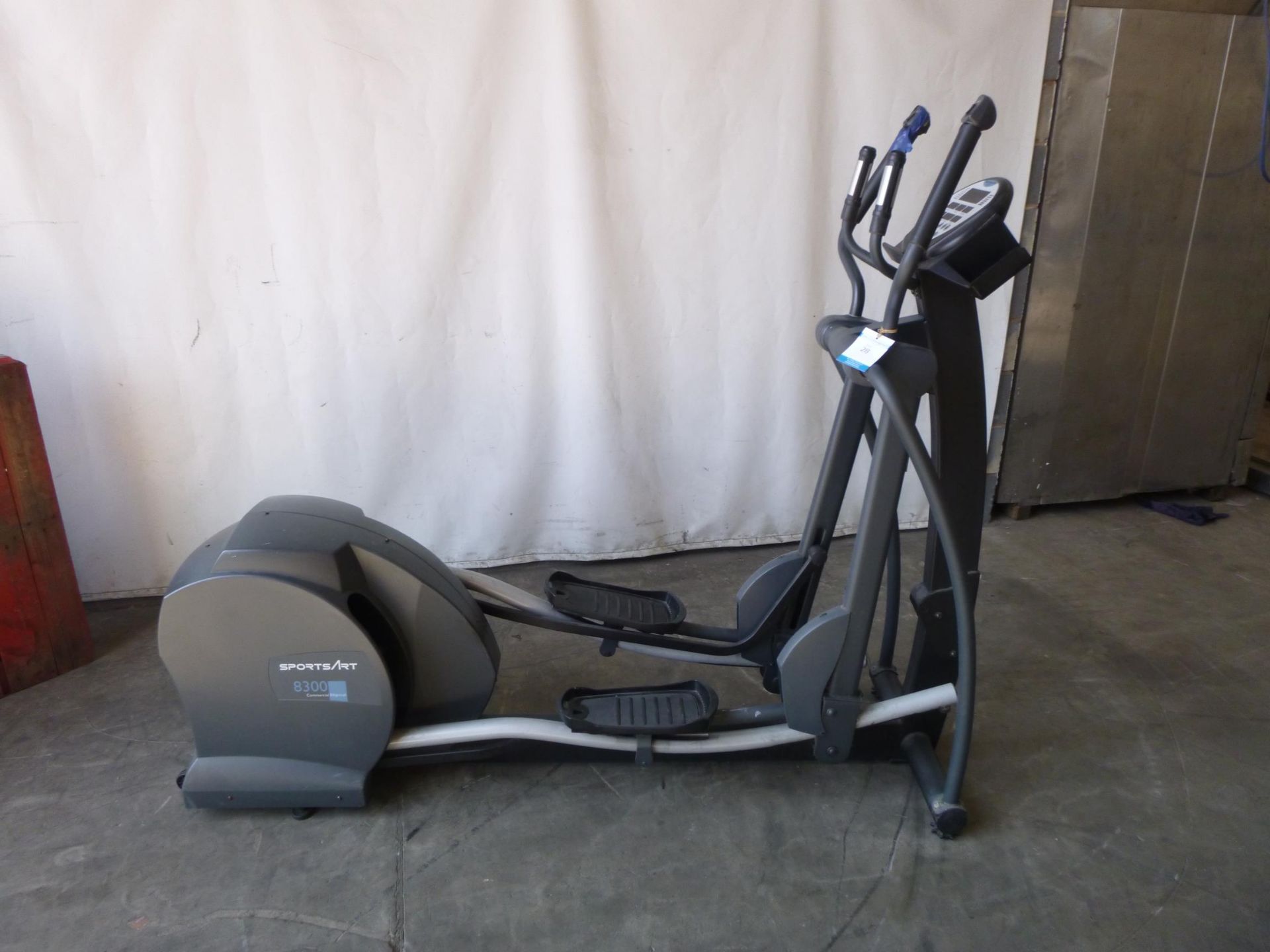 * A Sports Art 8300 Cross Trainer. Please note there is a £5 Plus VAT Lift Out Fee on this lot