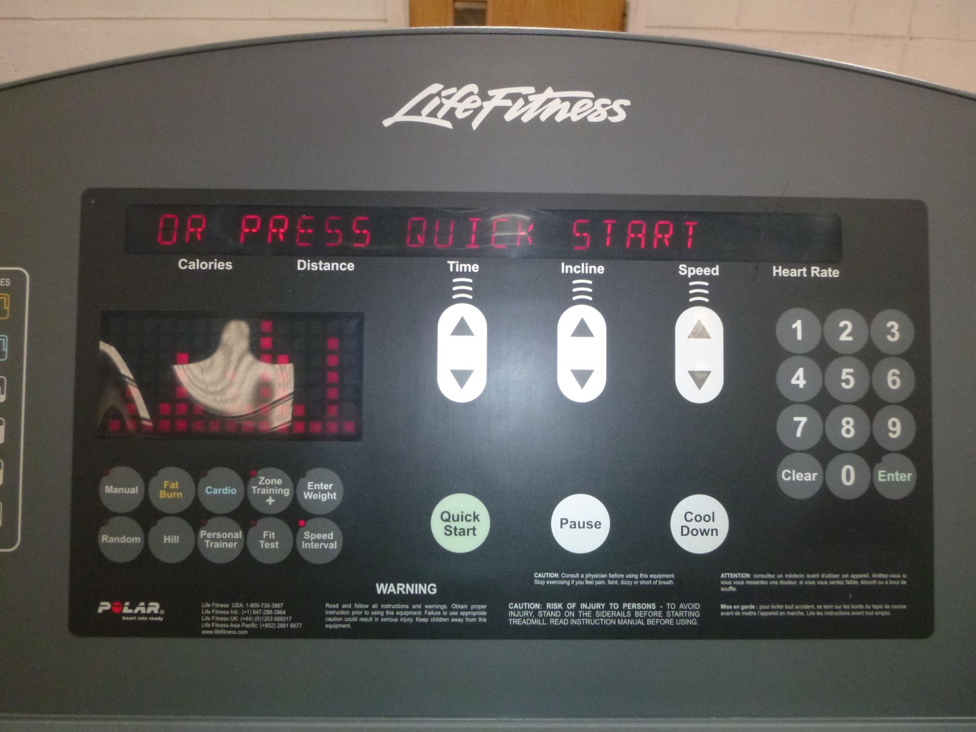 * A Life Fitness 95TI Treadmill. S/No 102190. - Image 6 of 6