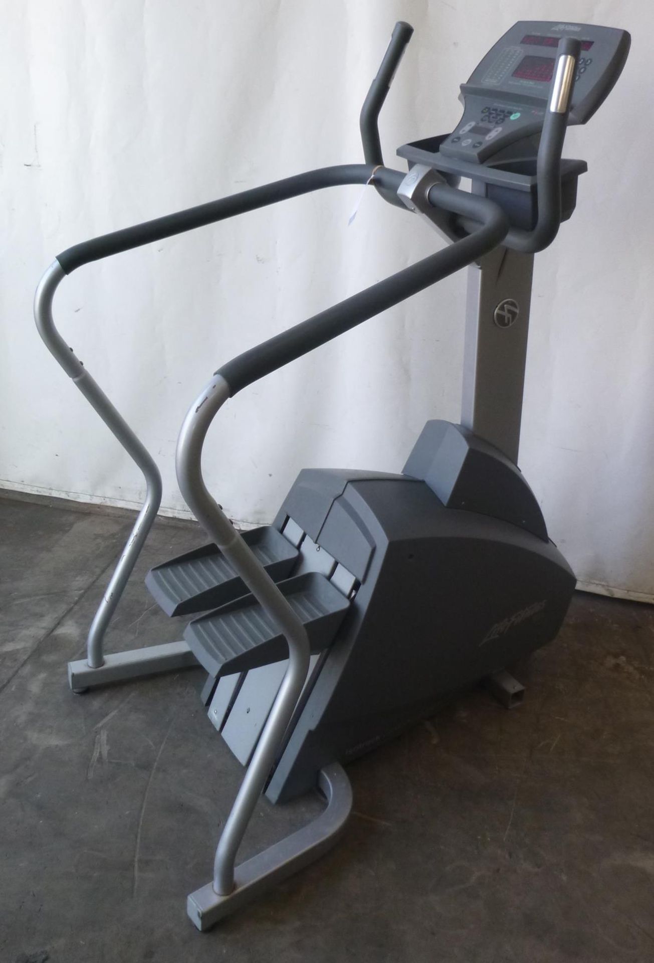 * A Life Fitness Stepper 95Si. S/No ACF100303. - Image 3 of 4