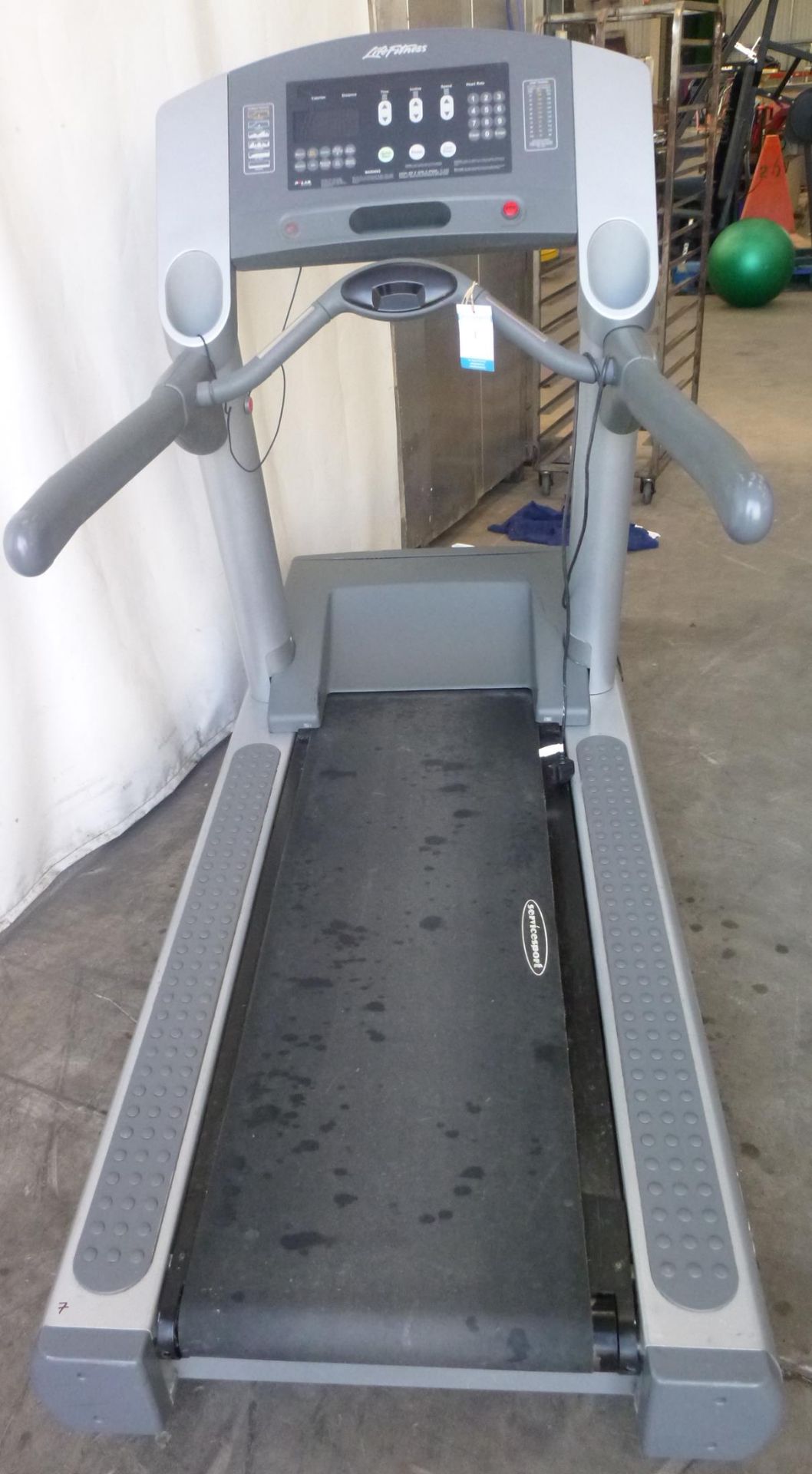 * A Life Fitness 95TI Treadmill. S/No 102209. - Image 3 of 5