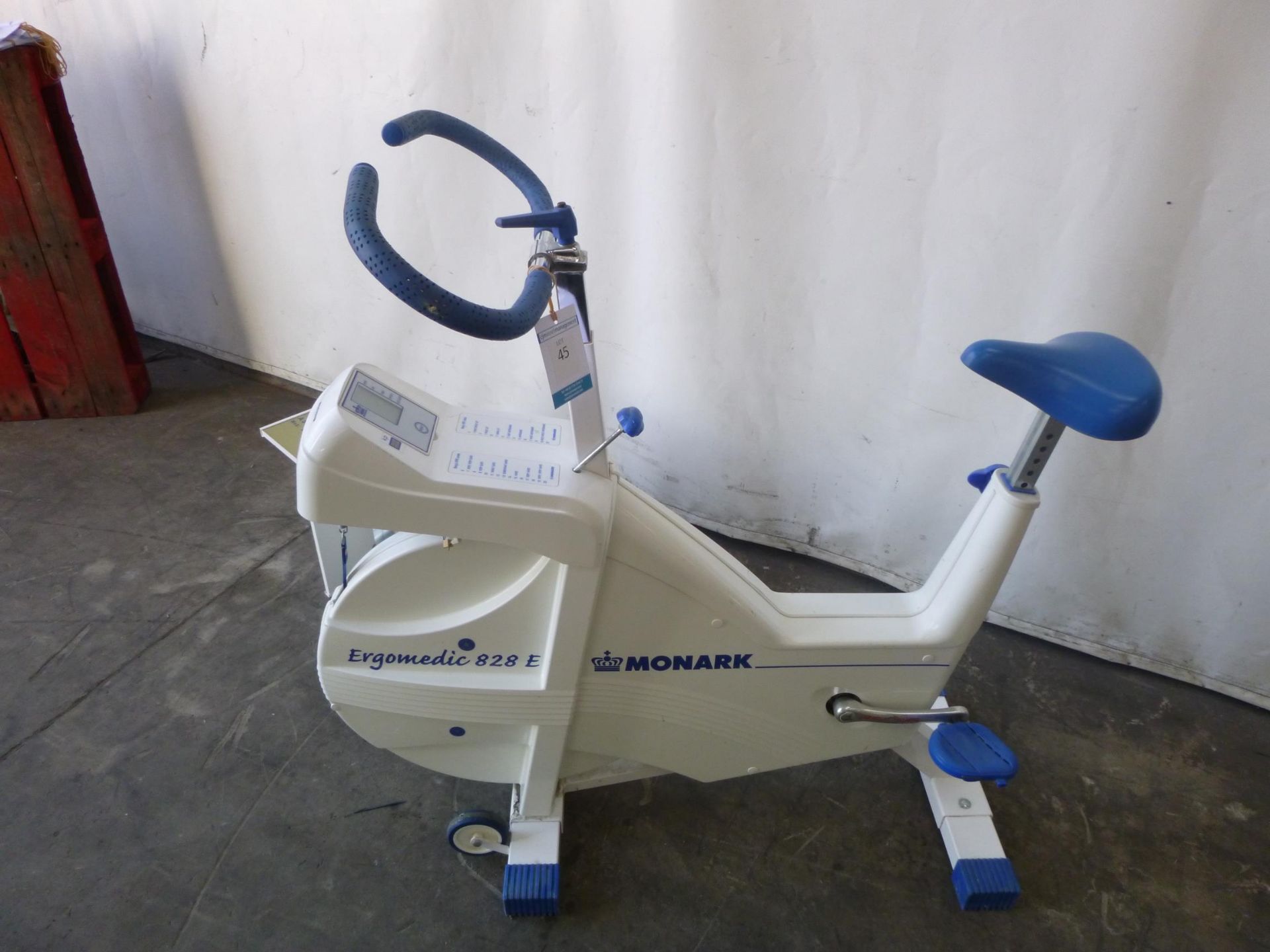 * A Monarch Ergonomic Bike and Sit and Reach Box. ''Fitness Testing Set'' - Image 2 of 4