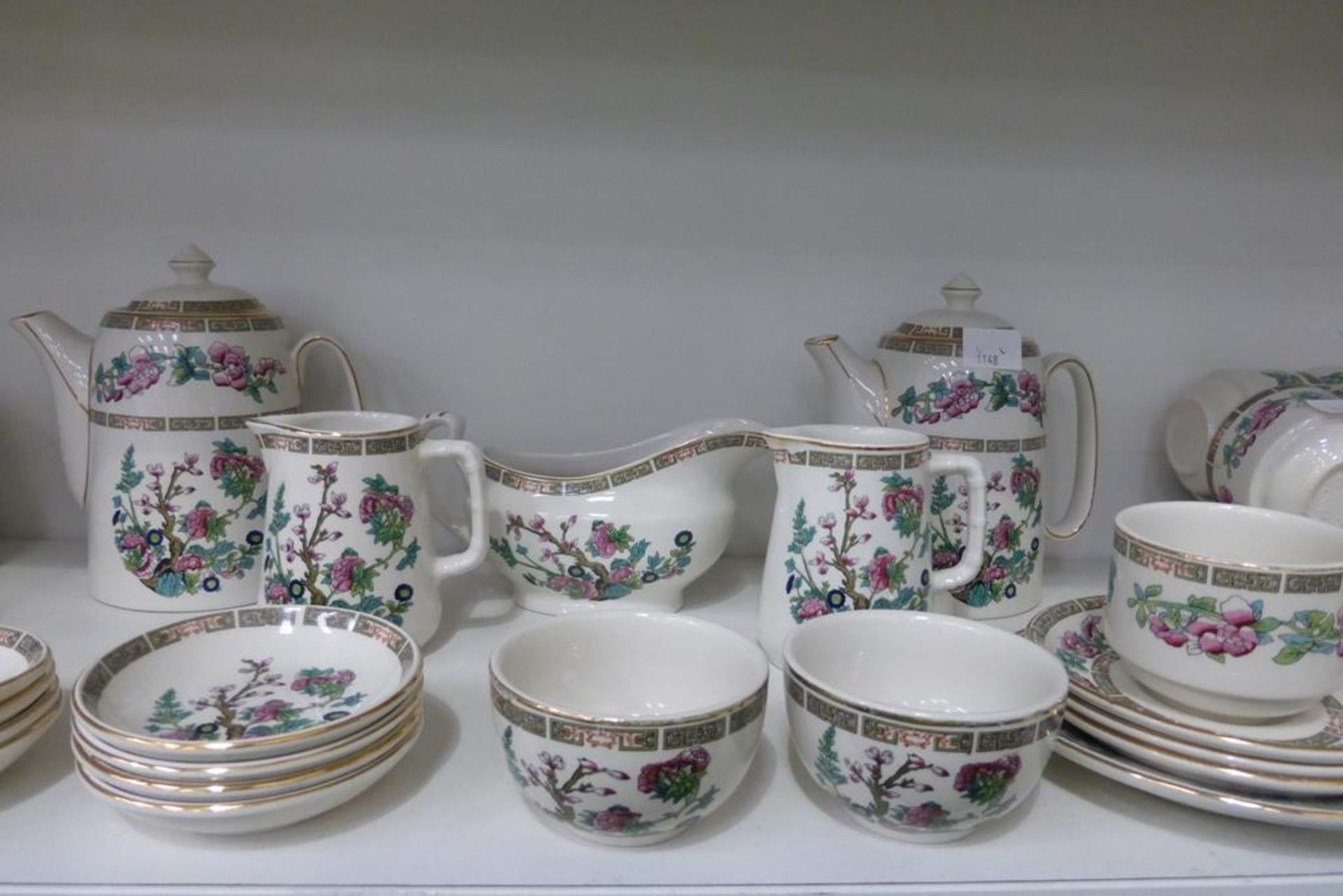 A large Sampson Bridgewood Ironstone Coffee/Dinner Service featuring coffeepots, coffee cans, - Bild 3 aus 6