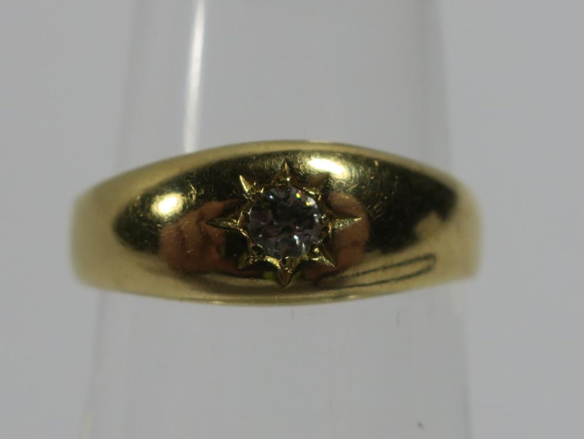 18ct Gold Ring with Single 1/8 Diamond to centre, size J. approx 3.6g (est £140-£180) - Image 2 of 4