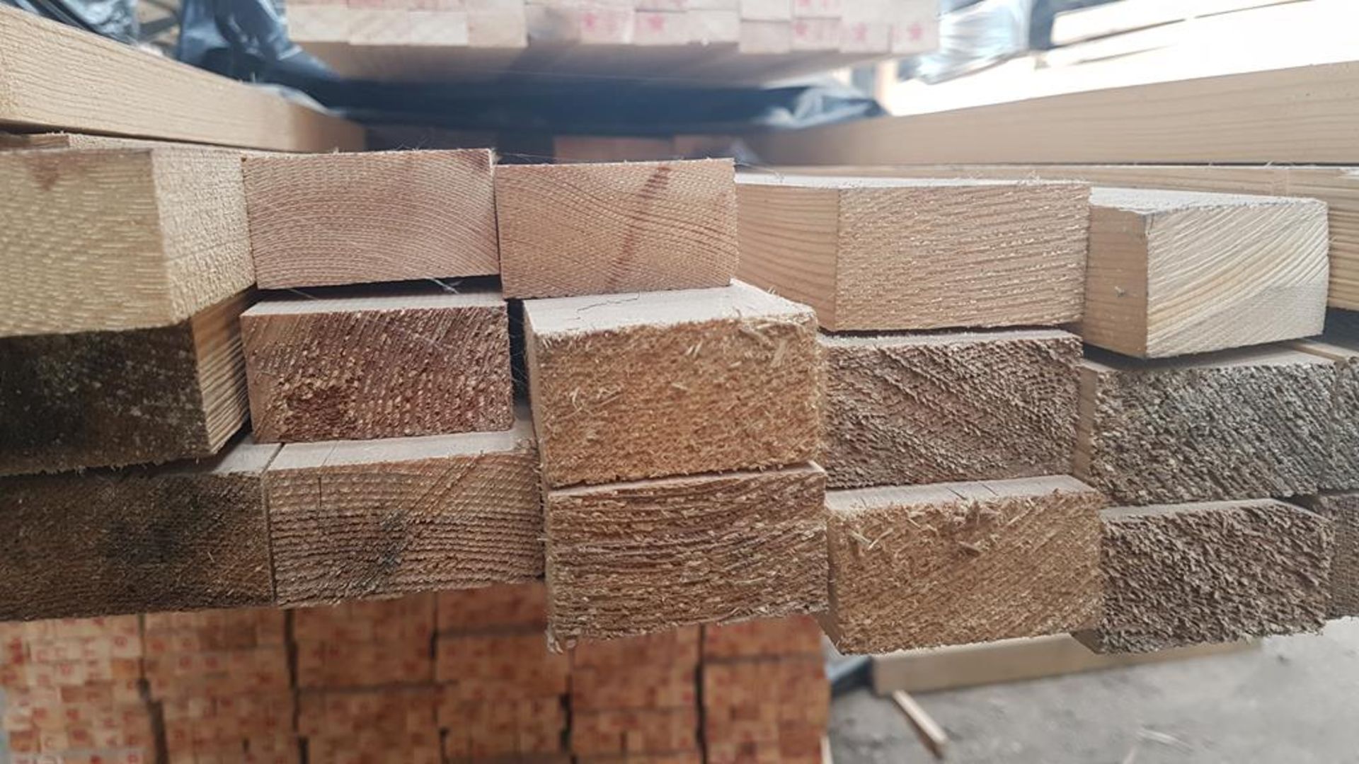 * 32x63 (30x56) planed square edged. 42 pieces at 6000mm. M511901. Please note this lot is located