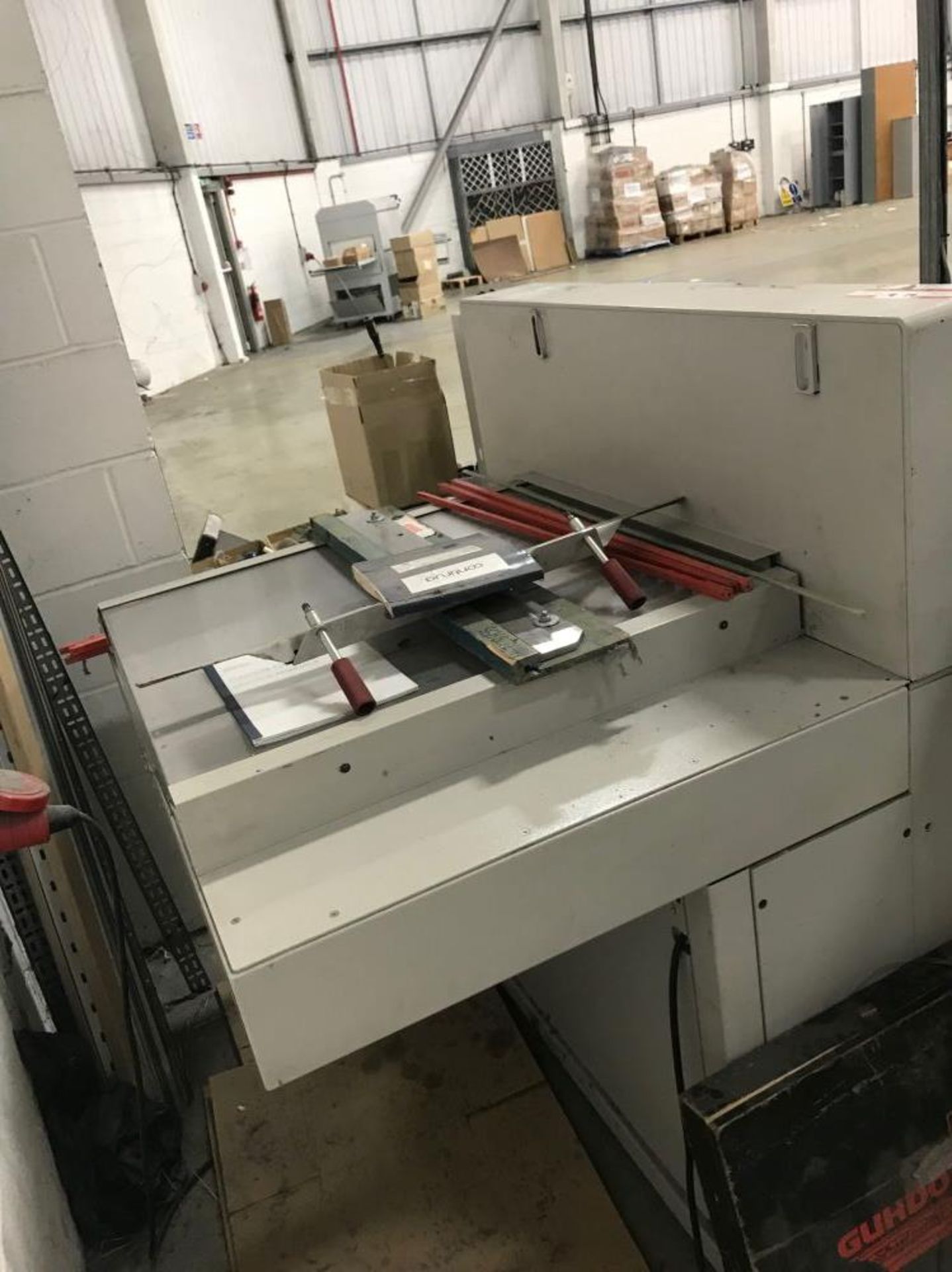 * IDEAL 7228-06 LT Guillotine. Full working order with Operators manual and spare Blade. This lot is - Image 4 of 5