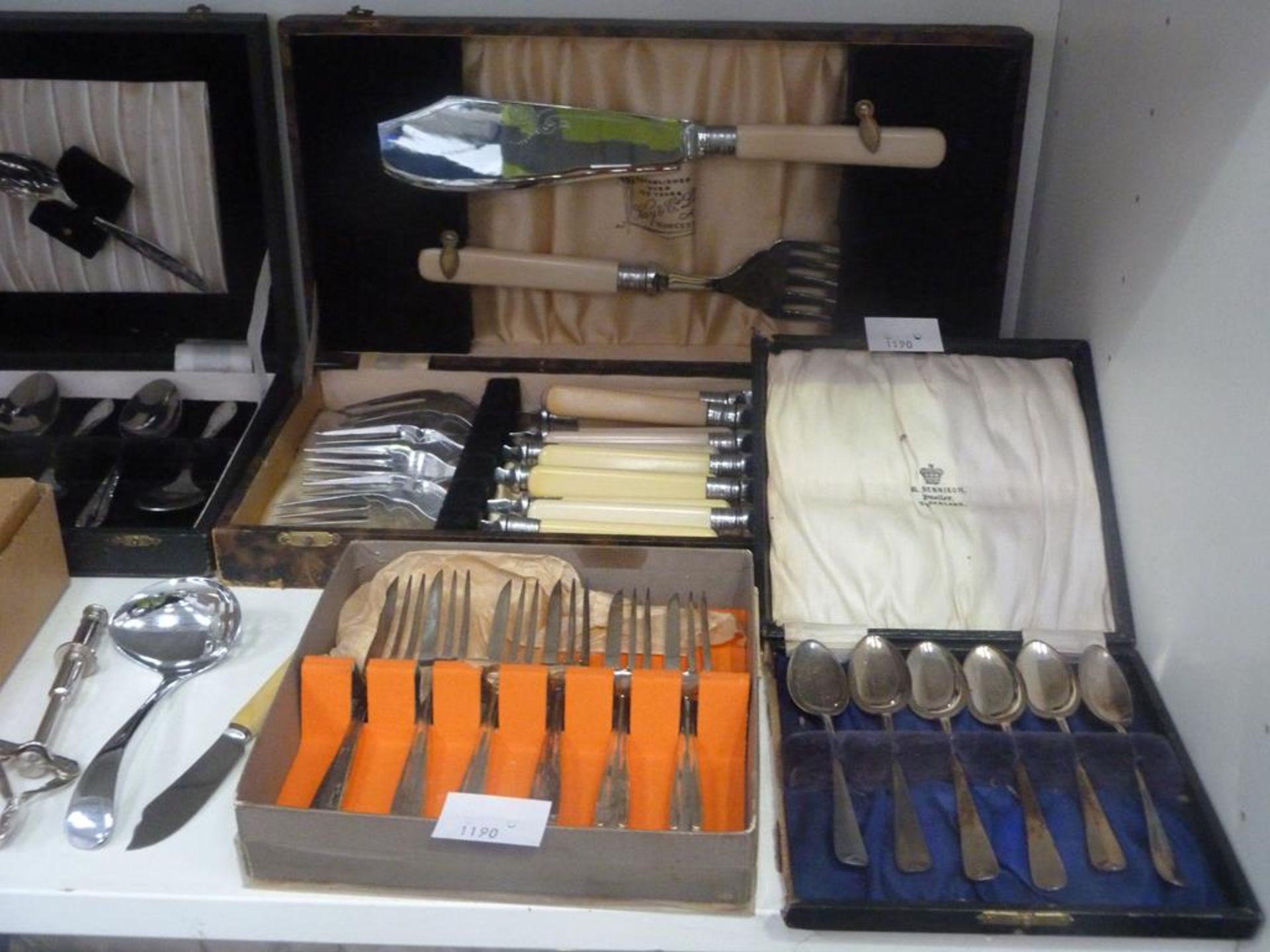 Two Shelves to contain Plated/Stainless Steel Cutlery, Also includes a Pair of Olive Tongs, Sugar - Bild 3 aus 5
