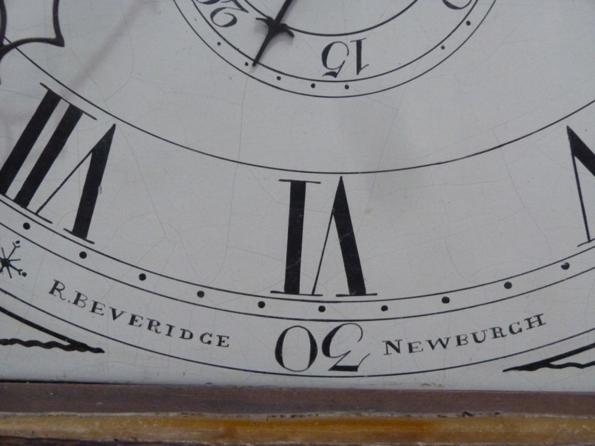 An early 19th Century Scottish Oak Longcase Clock with painted dial inscribed R (Robert) - Image 3 of 8