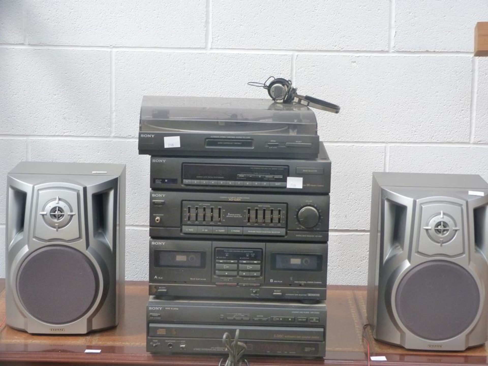 A Sony Stacking Stereo System with 5 Disc Compact CD Player (CDP-C500m), Twin Tape Deck, Stereo