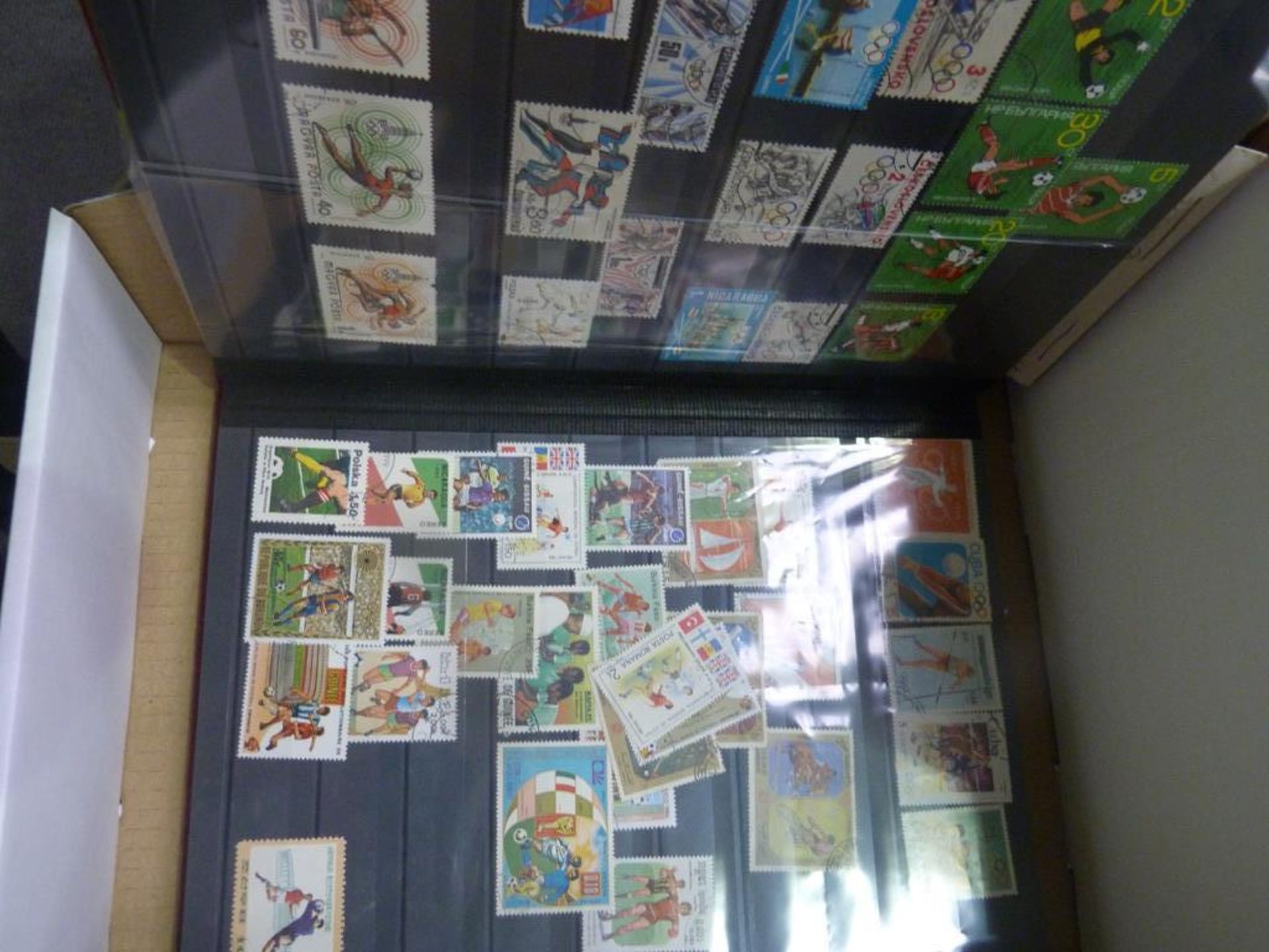 A Stock Album of Stamps together with a quantity of loose examples (Est £20-£30) - Image 4 of 5