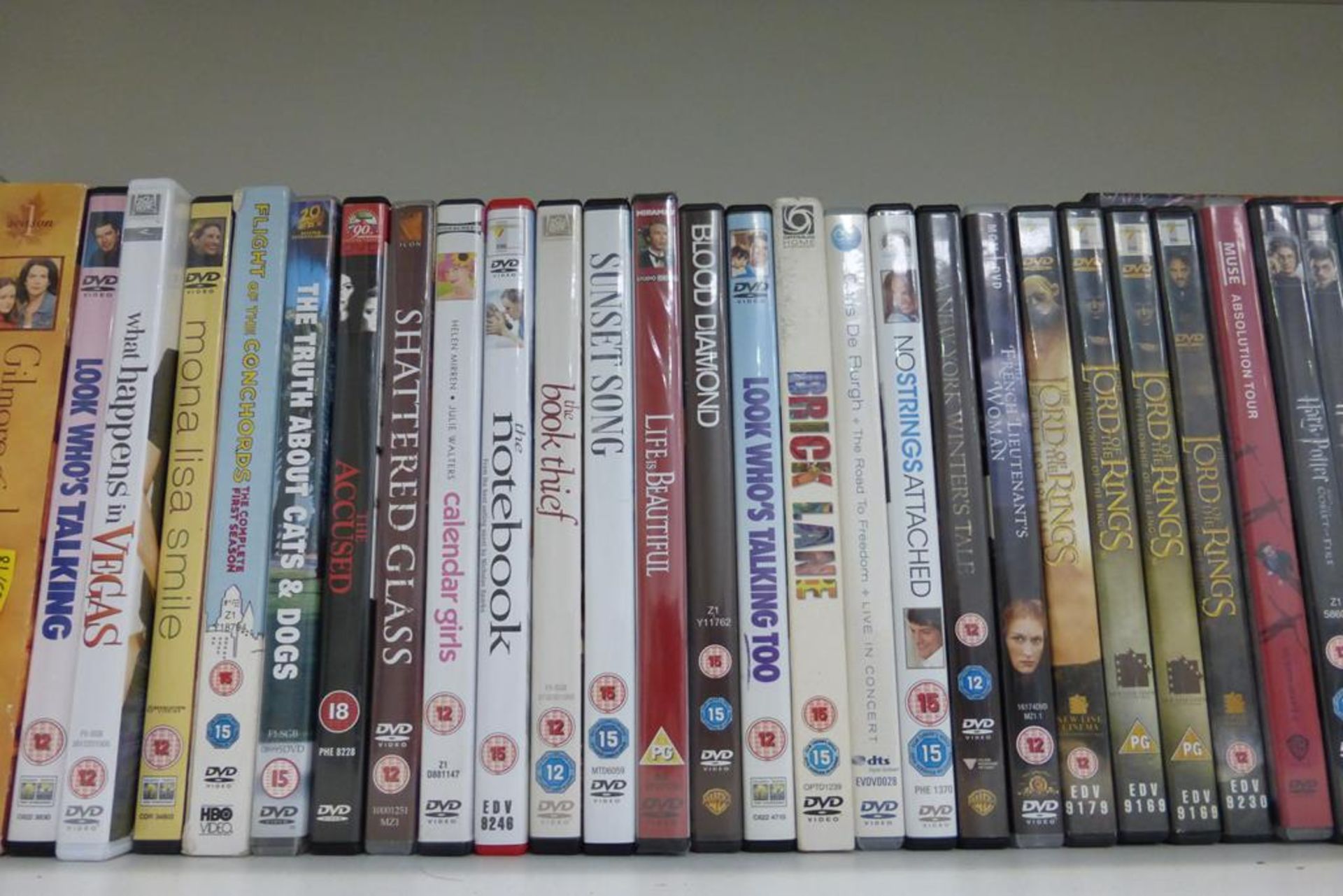 Over one hundred DVDs with a range of titles to include Harry Potter, The Lord of The Rings, Die - Image 3 of 7