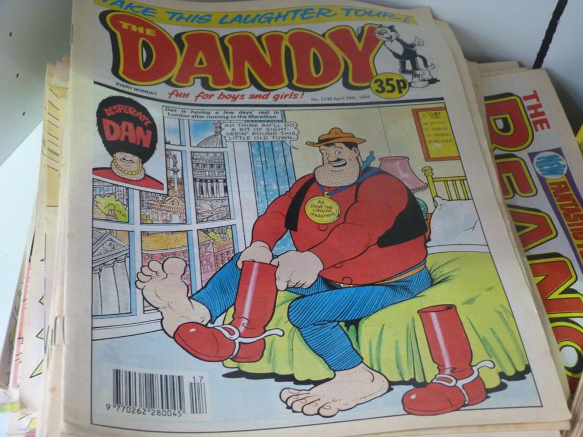 Dandy Comics: 1993 two copies, 1994 twenty three copies, 1995 five copies, 1996 one copy, together - Image 4 of 4