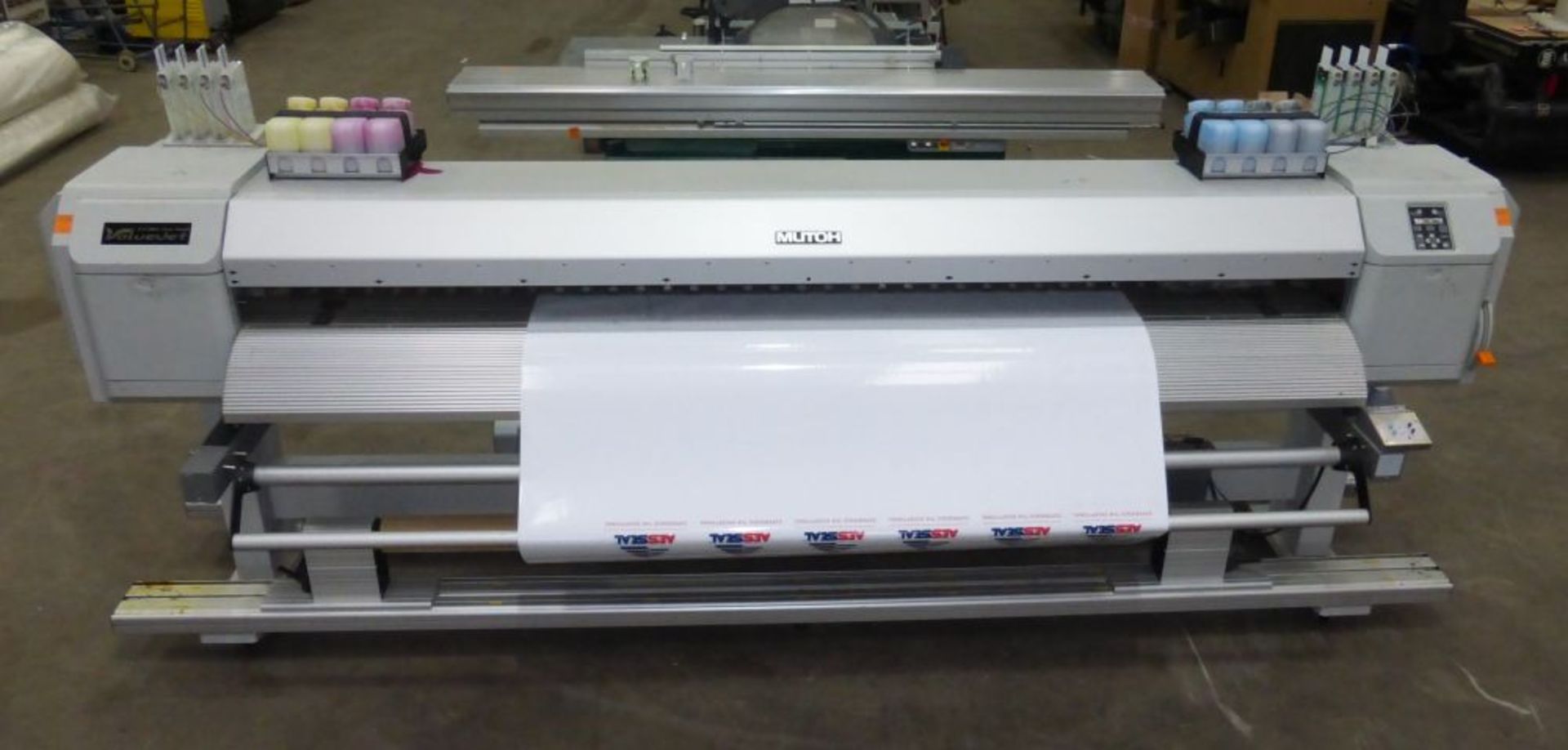 * A Mutoh ValueJet 2638 High Speed Sign Makers Printer A 2014 Mutoh ValueJet 2638 2600mm with 4
