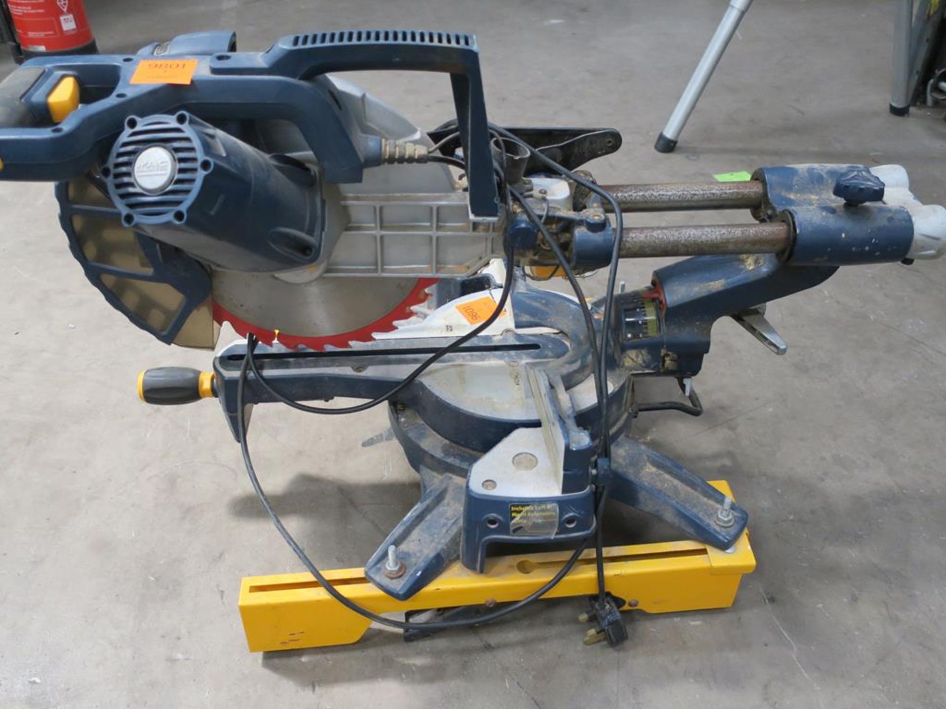 A JCB Mitre Saw, Work Bench (Wheeled) with Extending Legs and Fitted with three power points (Bed - Image 10 of 13