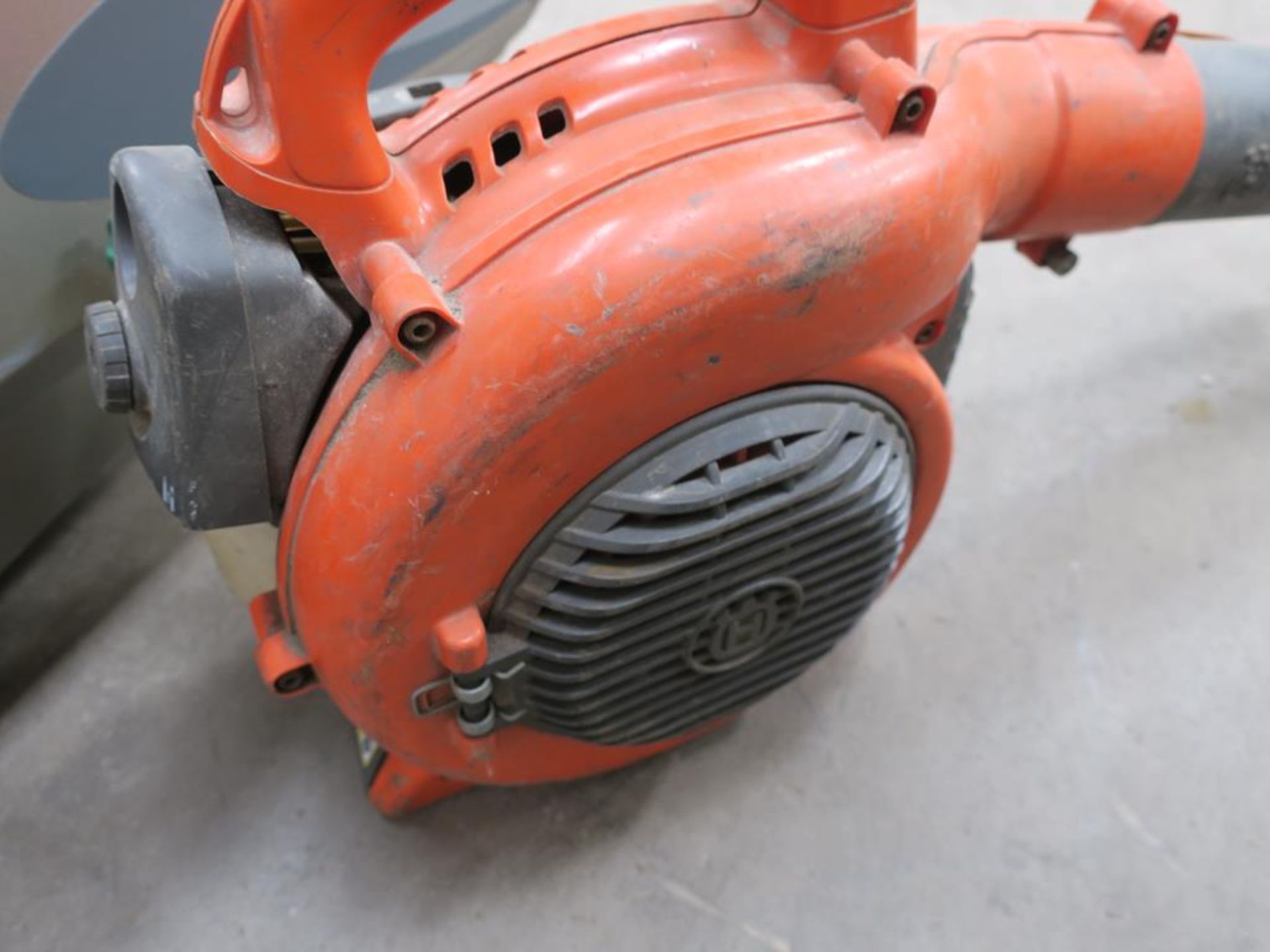 Husqvarna Strimmer (New Carburetor Fitted- Drive in need of attention), Together with Husqvarna - Bild 7 aus 8