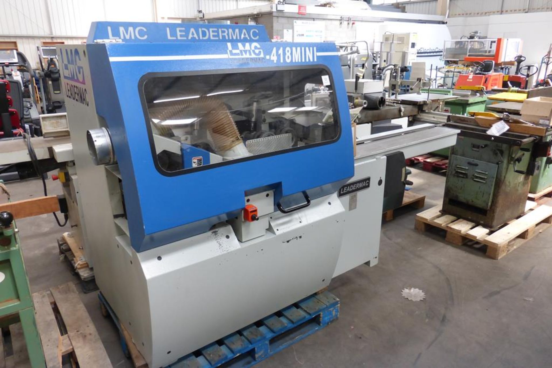 * Leadermac .418 Mini, 4 Sided Planer Capacity 180mm with Pneumatic Pressures and 1700mm