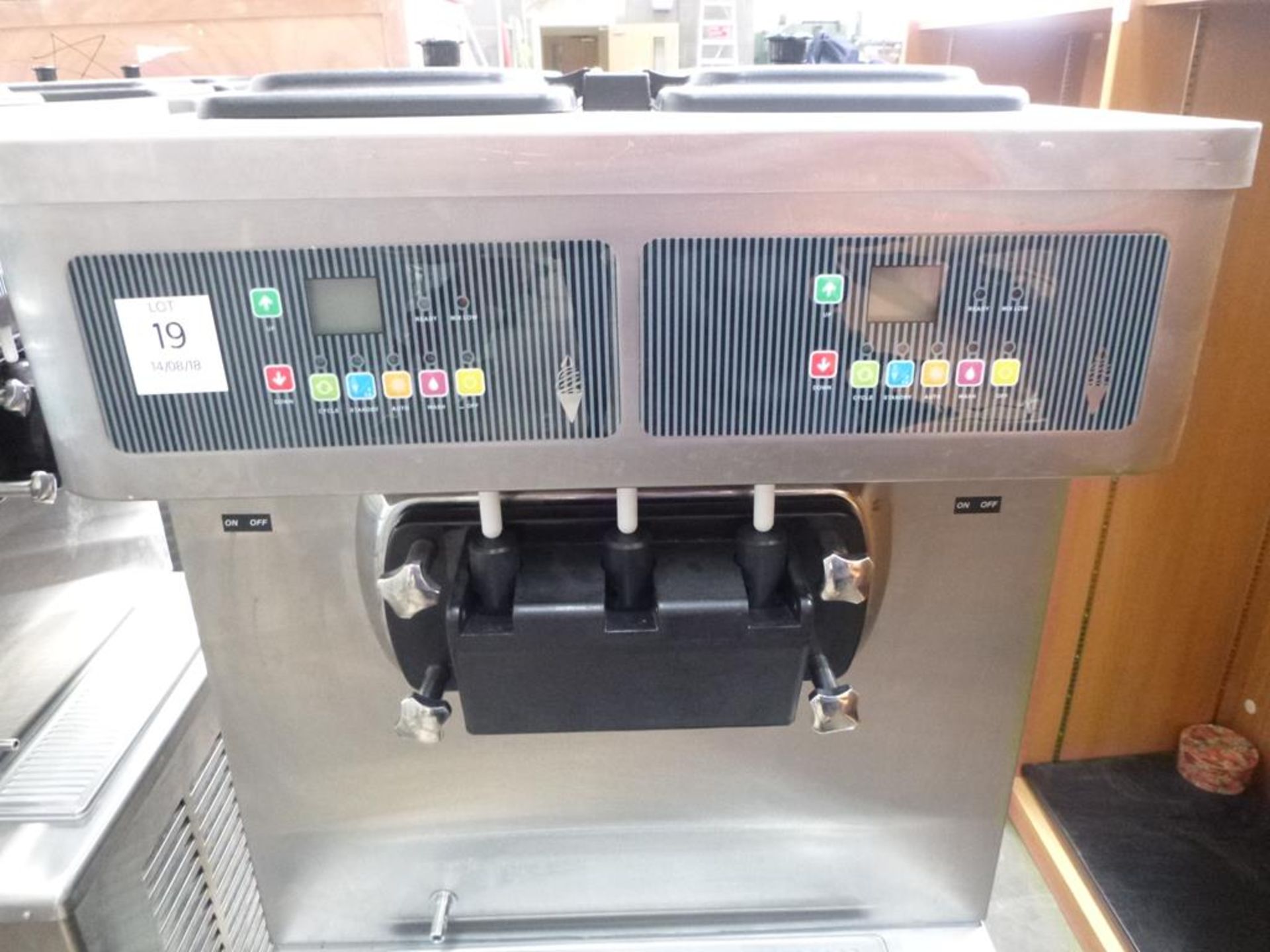 * A Used Proserve Soft Ice Cream Machine model S520F, Hopper: 12.5Ltr x 2, Cylinder: 2Ltr x 2, - Image 8 of 11