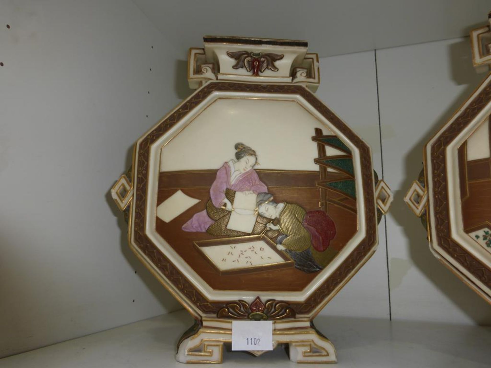 A pair of 19th Century Worcester Vases, possibly 'Japonist' design. Both damaged (est £50-£80) - Image 2 of 5