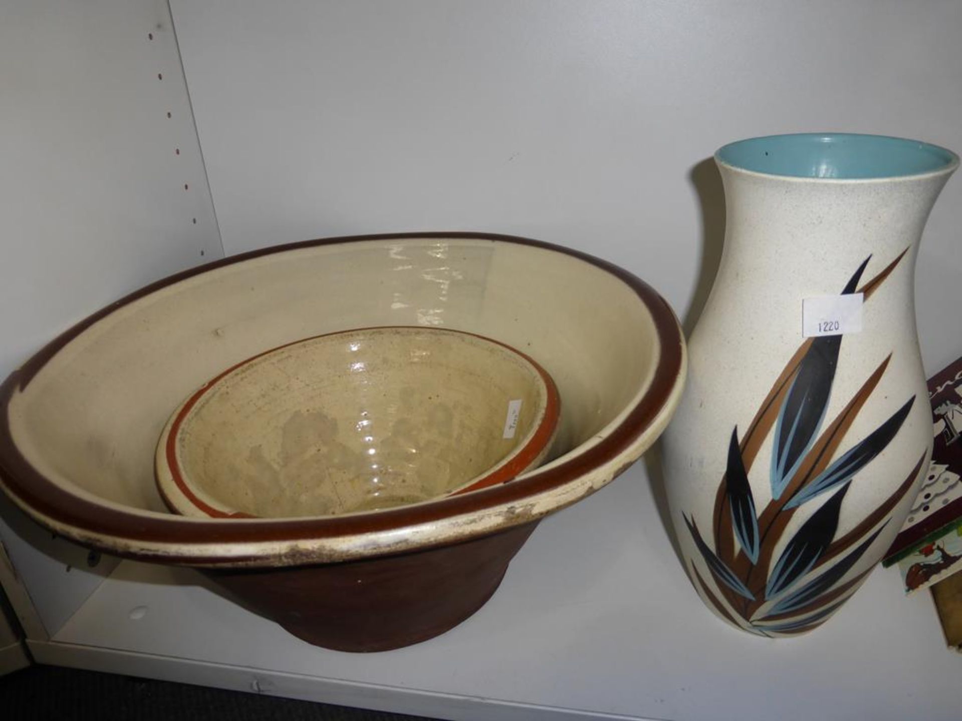 Two Pottery Bowls, One larger than the other, and a Pottery Vase. (Est £20 - £40)