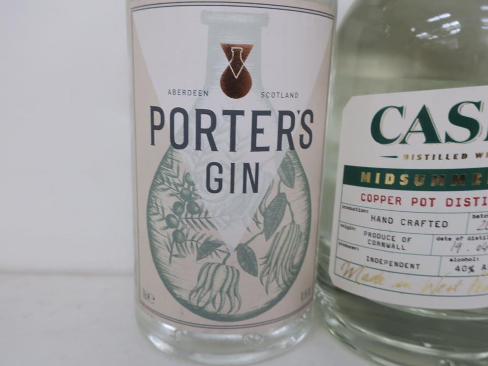 * Three bottles of Gin: a 70cl bottle of Caspyn Midsummer Dry Gin 40% vol, a 70cl bottle of 987 - Image 2 of 7