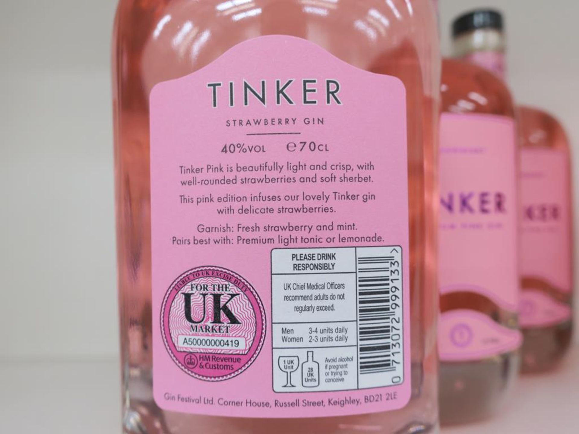 * A Box of Tinker 'Strawberry- Premium' Gin 6 x 70cl 40% Vol (RRP £210) - Image 3 of 3