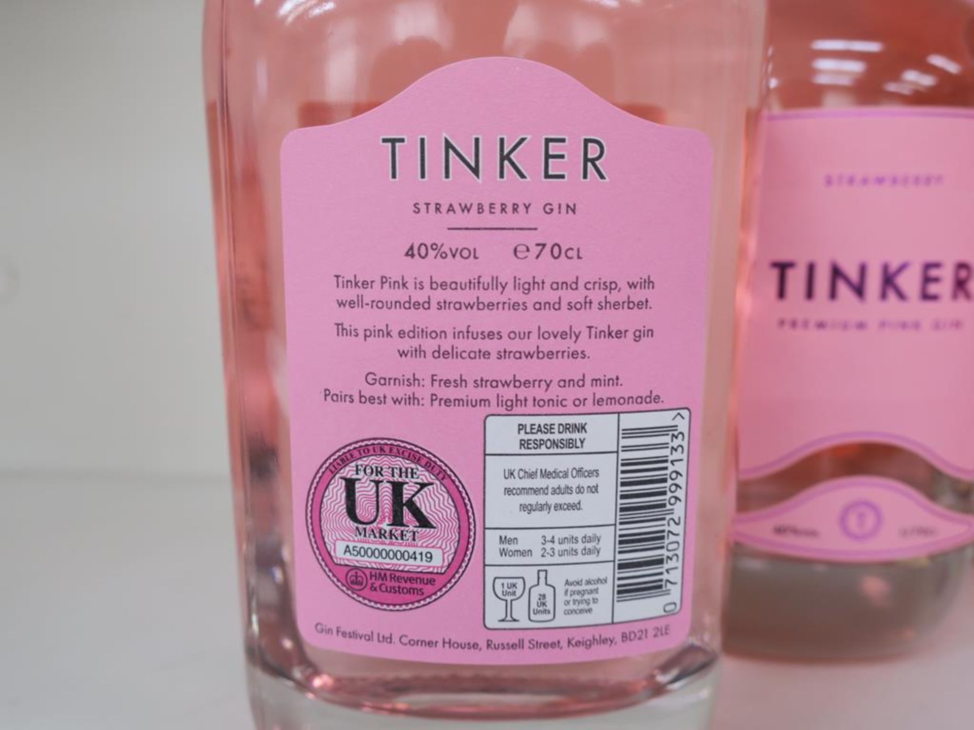 * A Box of Tinker 'Strawberry- Premium' Gin 6 x 70cl 40% Vol (RRP £210) - Image 3 of 3