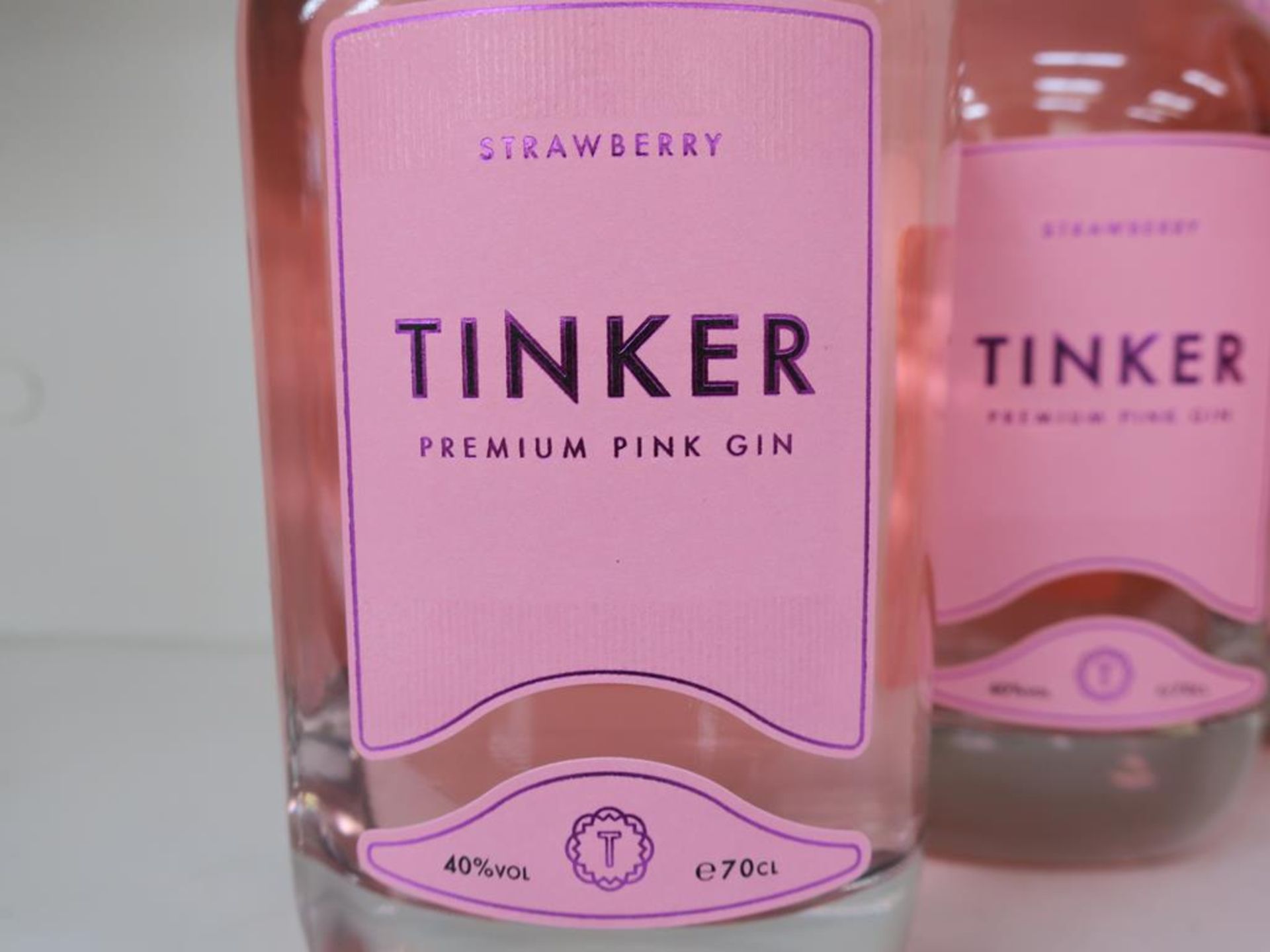 * A Box of Tinker 'Strawberry- Premium' Gin 6 x 70cl 40% Vol (RRP £210) - Image 2 of 3