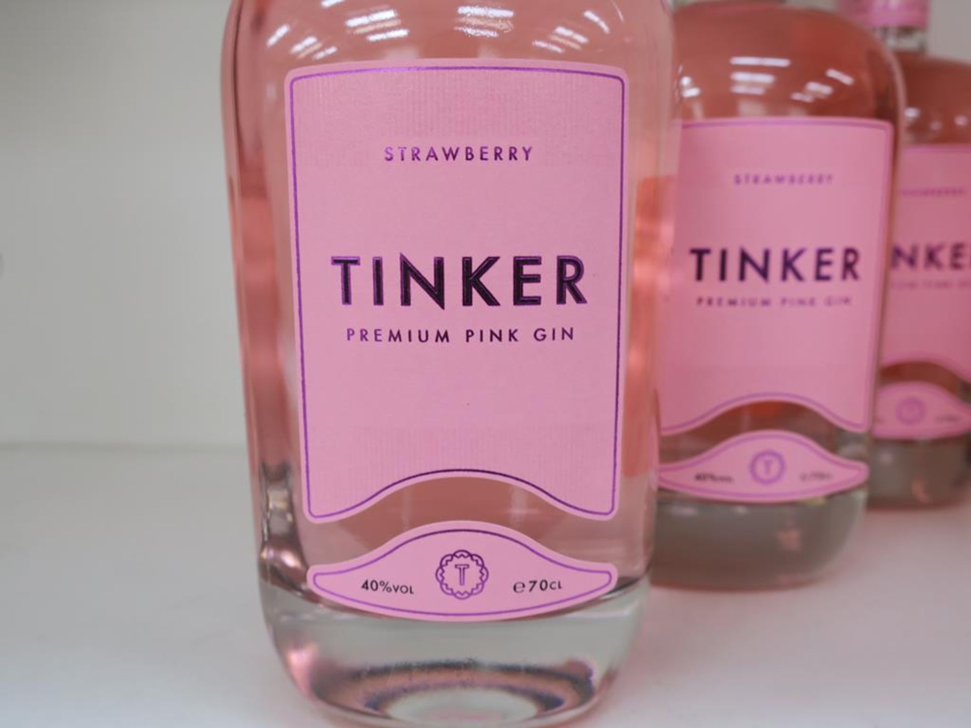 * A Box of Tinker 'Strawberry- Premium' Gin 6 x 70cl 40% Vol (RRP £210) - Image 2 of 3