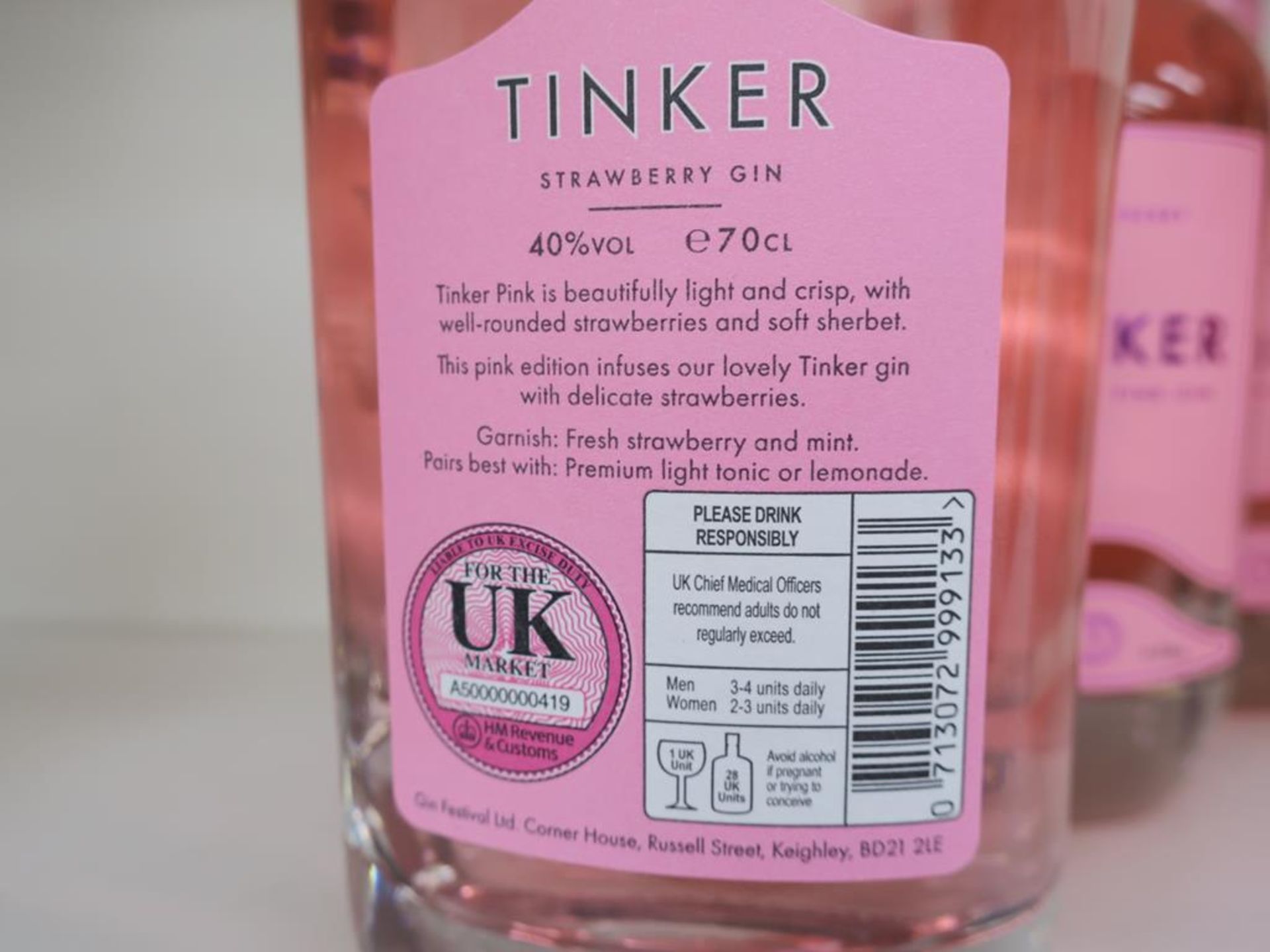 * A Box of Tinker 'Strawberry- Premium' Gin 6 x 70cl 40% Vol (RRP £210) - Image 3 of 3