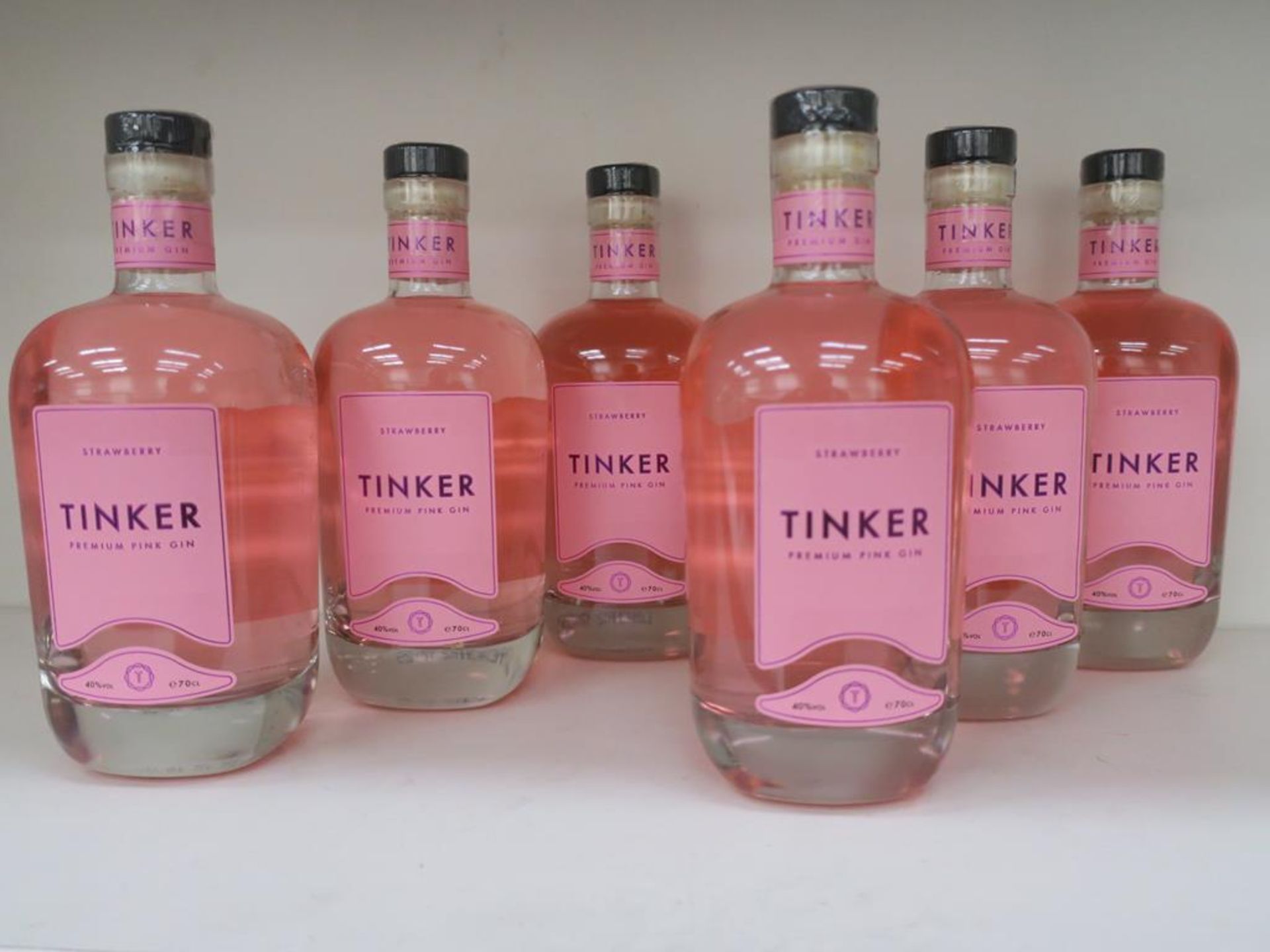 * A Box of Tinker 'Strawberry- Premium' Gin 6 x 70cl 40% Vol (RRP £210)