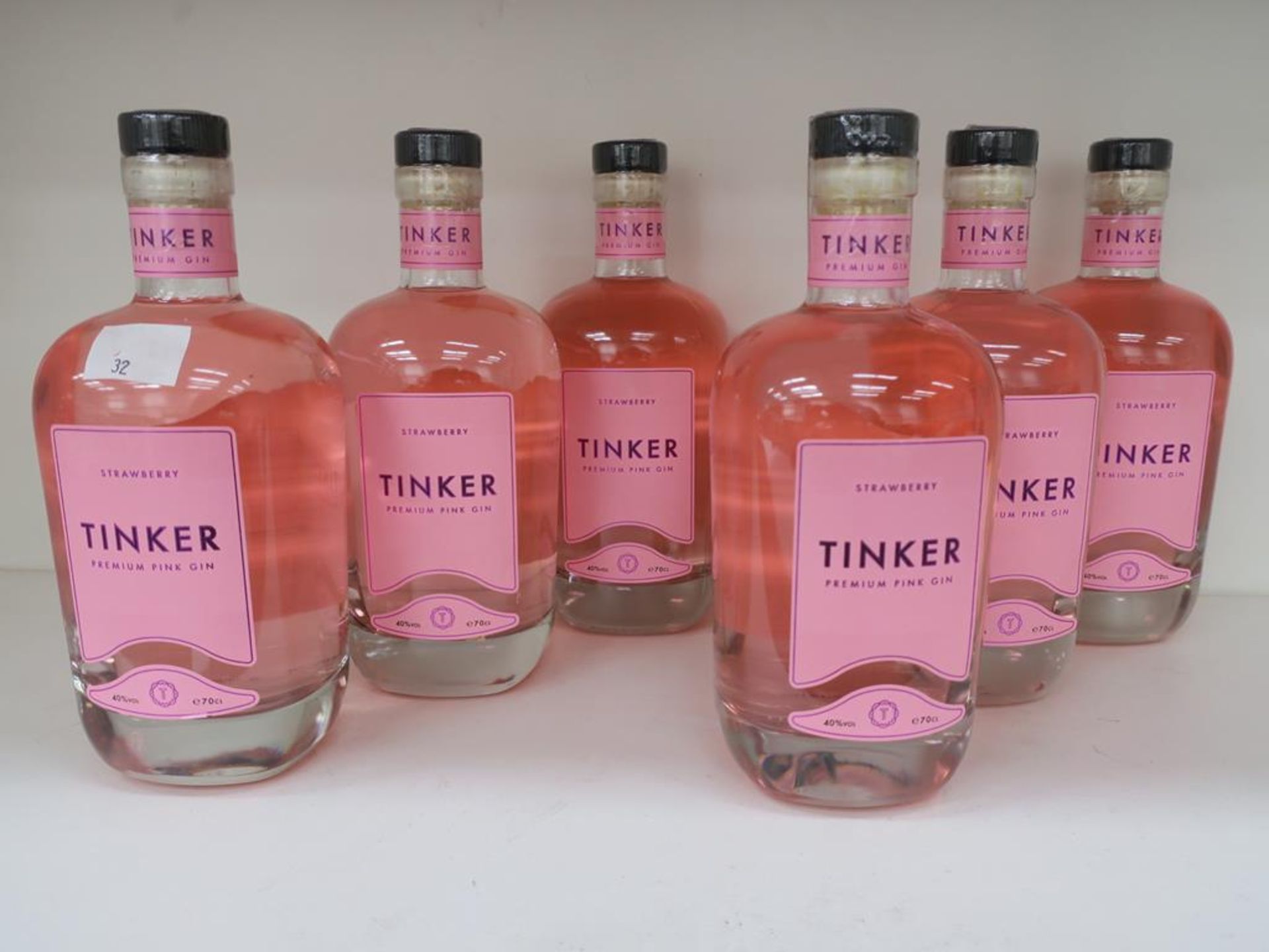 * A Box of Tinker 'Strawberry- Premium' Gin 6 x 70cl 40% Vol (RRP £210)