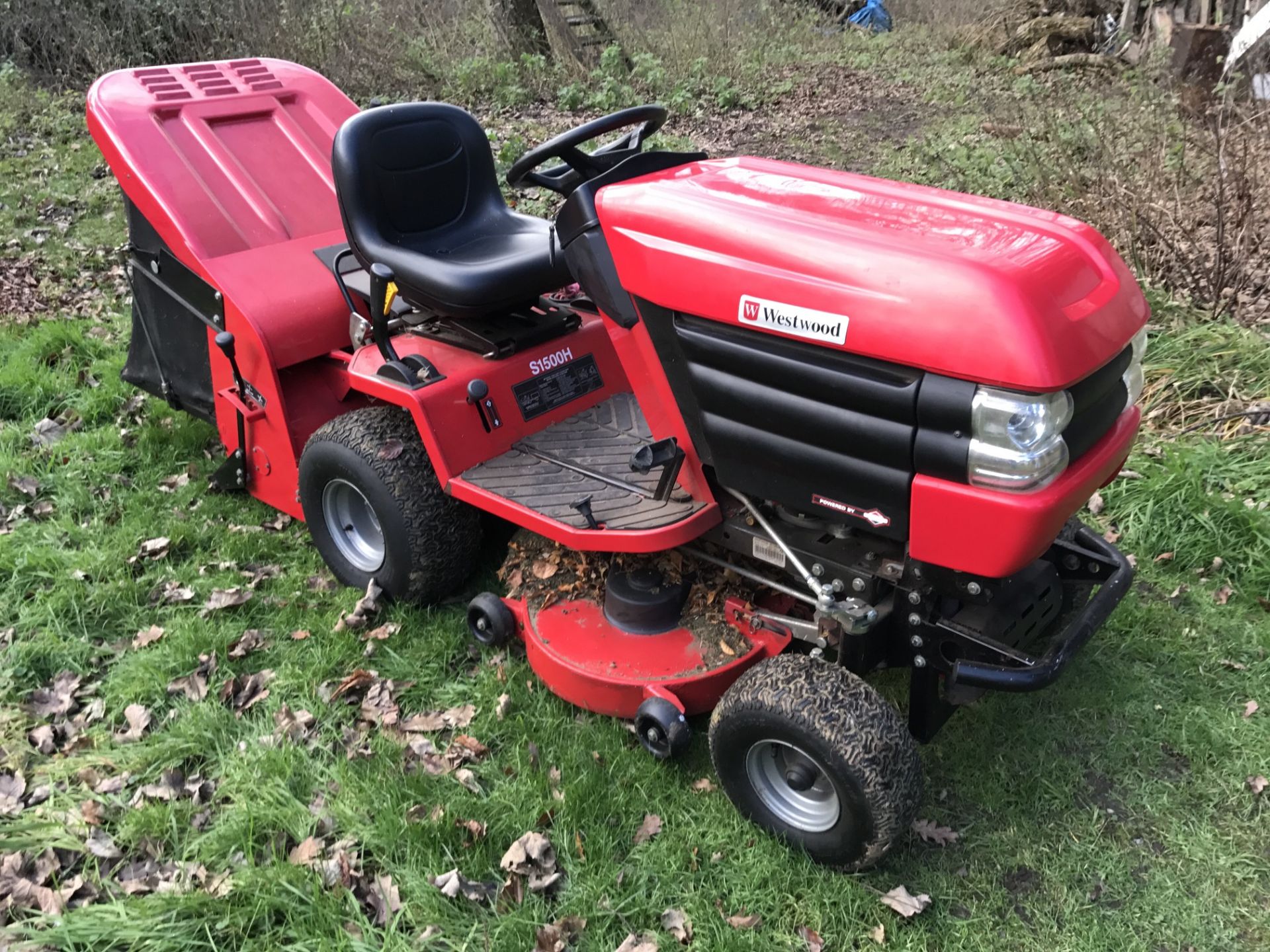 WESTWOOD RIDE ON TRACTOR MOWER 2012 - Image 4 of 12