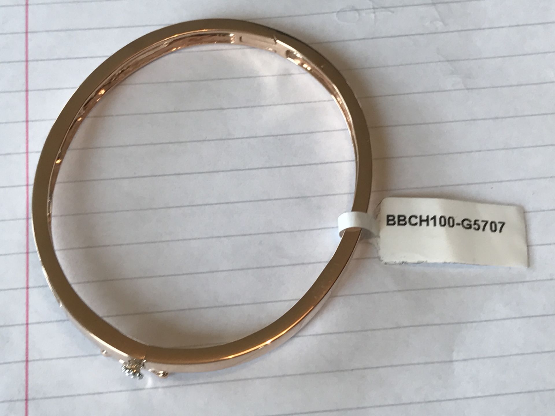 9ct ROSE GOLD HINGED CHANNEL SET DIAMOND BANGLE - Image 5 of 5