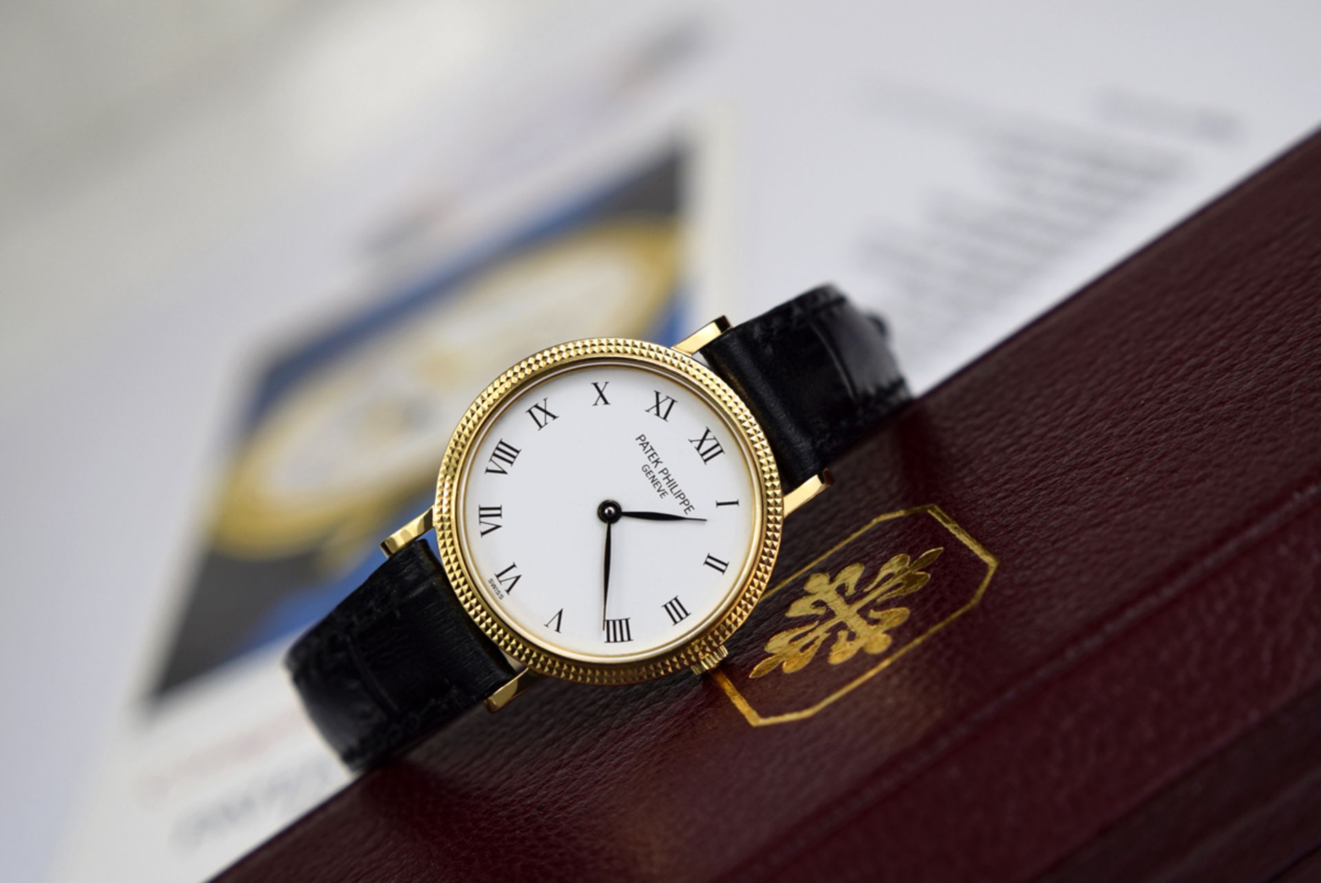 PATEK PHILIPPE - CALATRAVA - 18K GOLD - Image 6 of 12