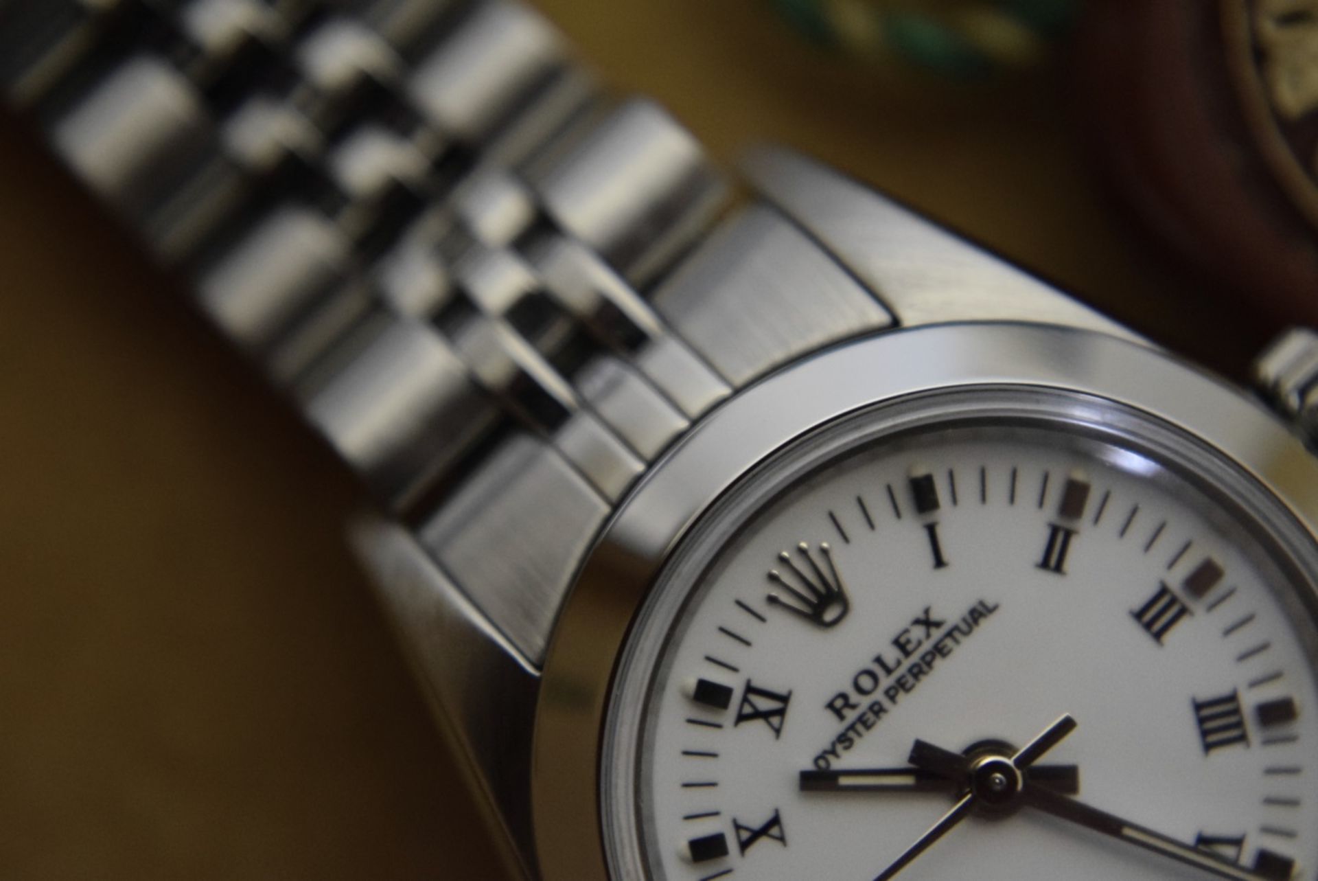 *Stunning* Rolex Oyster Perpetual Automatic Watch - White Roman Numeral/ Steel Edition - Image 4 of 6