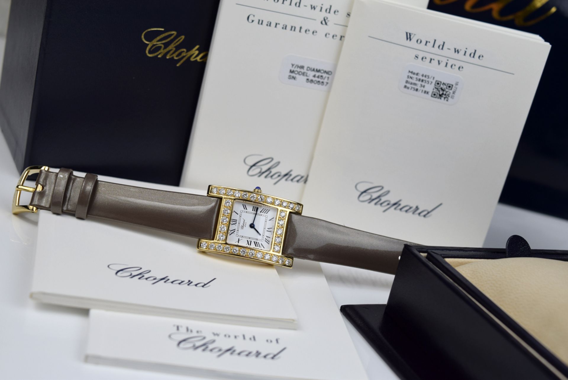 *Chopard - Diamond 'H' / Your Hour - 18k Gold - **Diamond Encrusted**