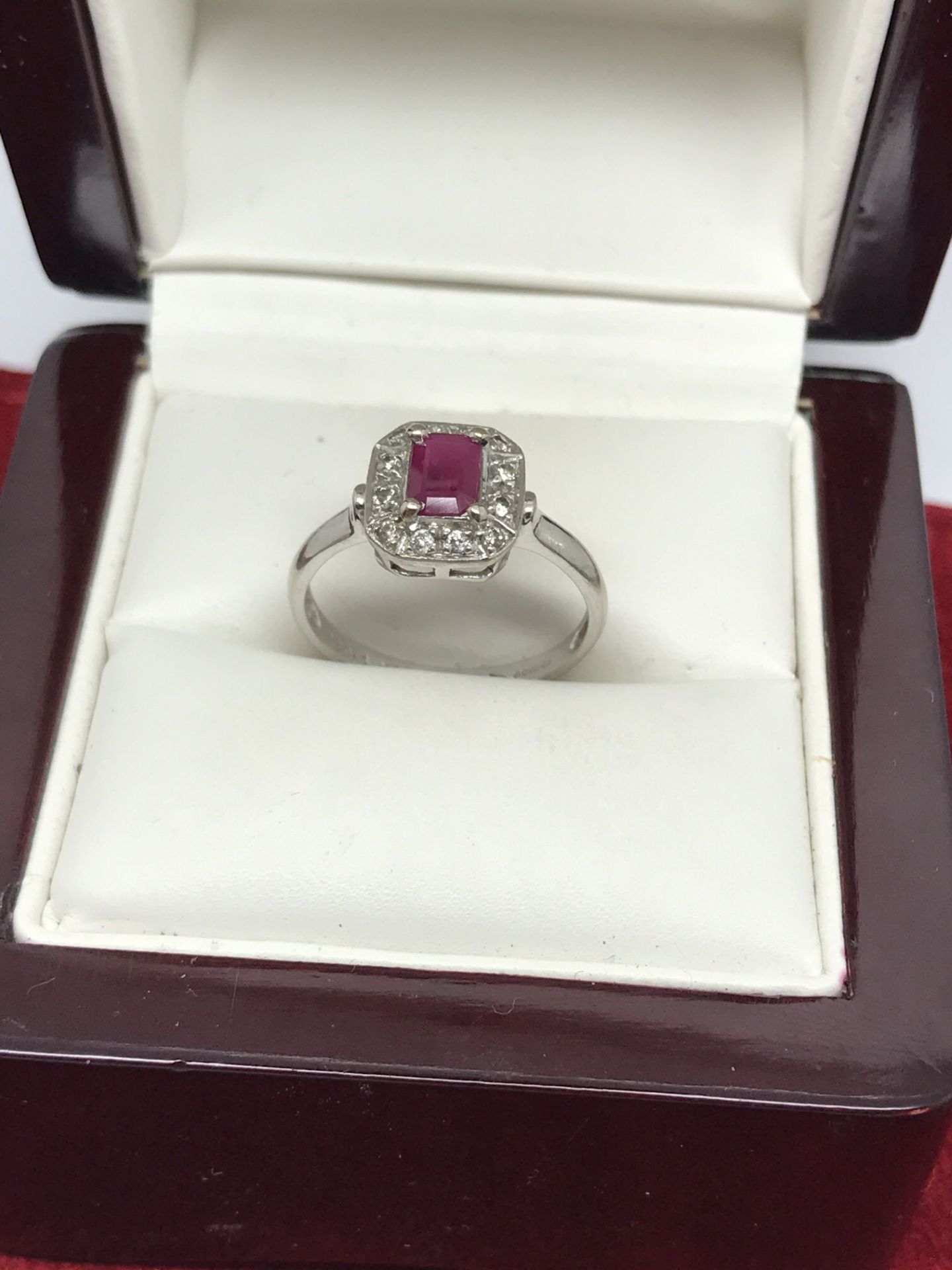 18ct WHITE GOLD RUBY & DIAMOND RING