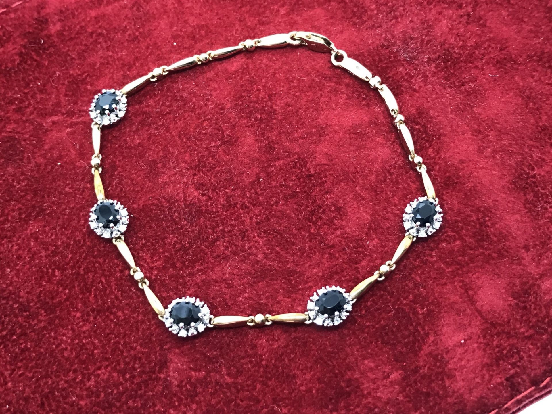 9ct GOLD SAPPHIRE & DIAMOND BRACELET