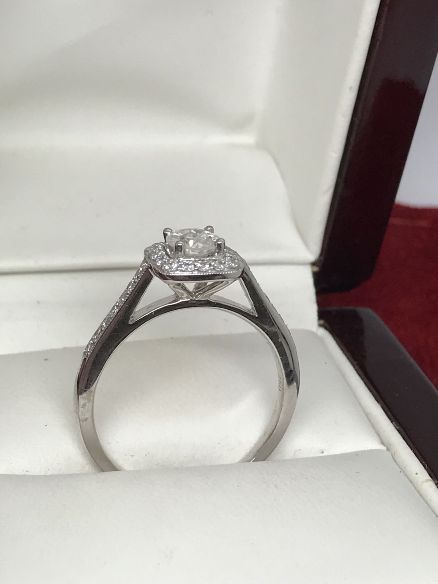 18ct WHITE GOLD DIAMOND HALO RING 1.00ct - Image 3 of 4