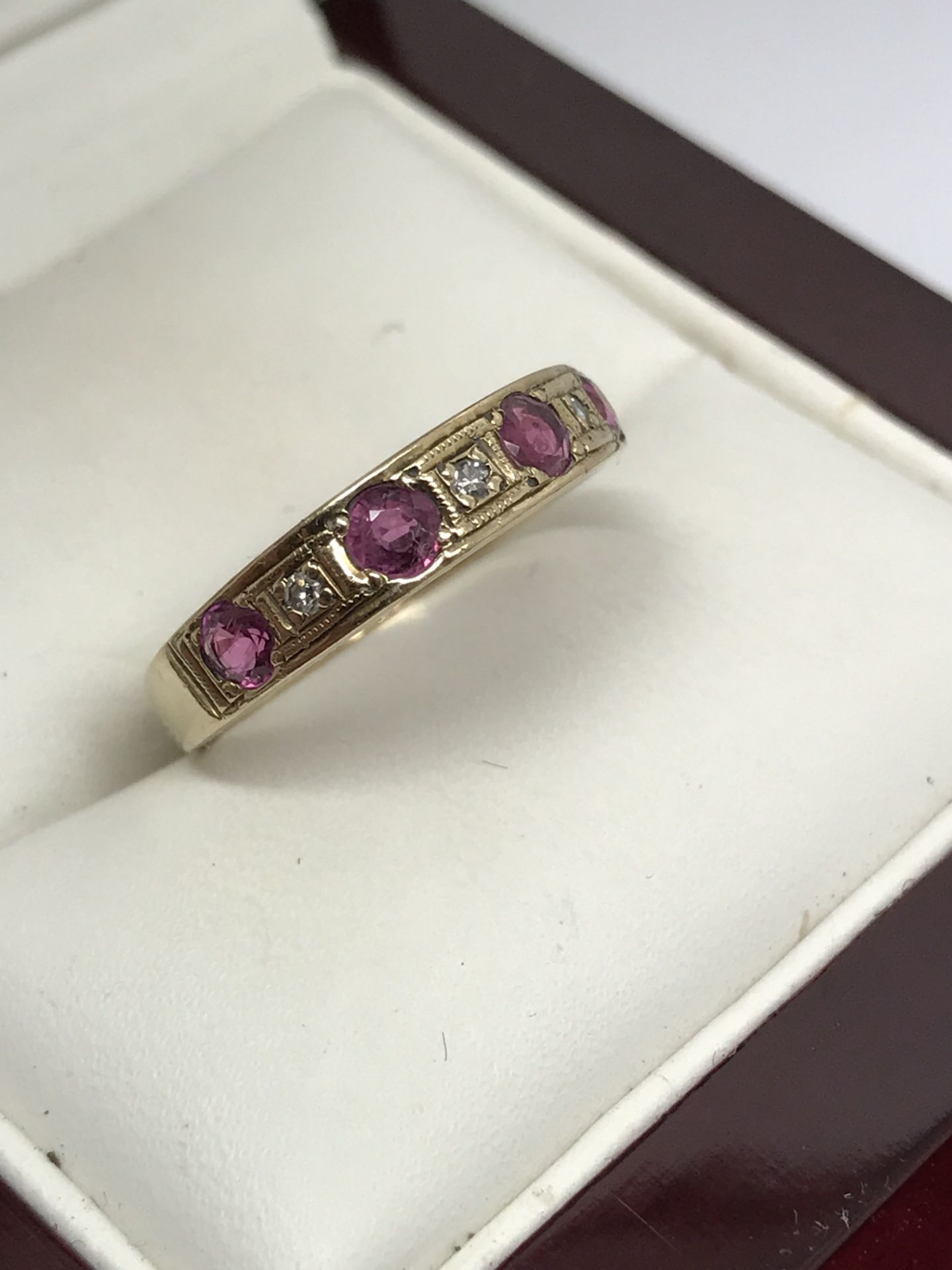 9ct GOLD RUBY & DIAMOND RING