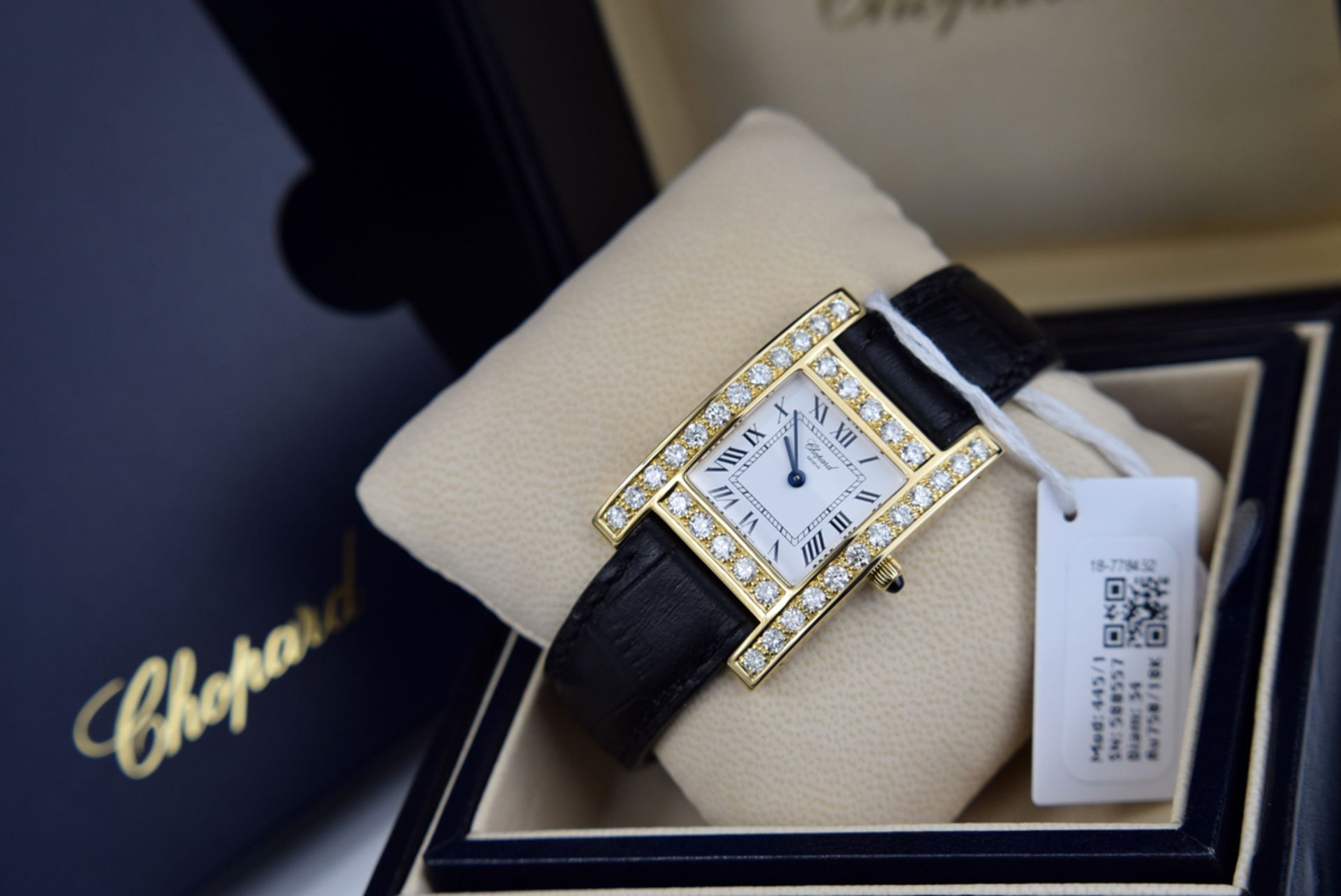 ❤ CHOPARD - DIAMOND 'H' / YOUR HOUR - 18K GOLD with DIAMOND SET CASE - Image 2 of 10