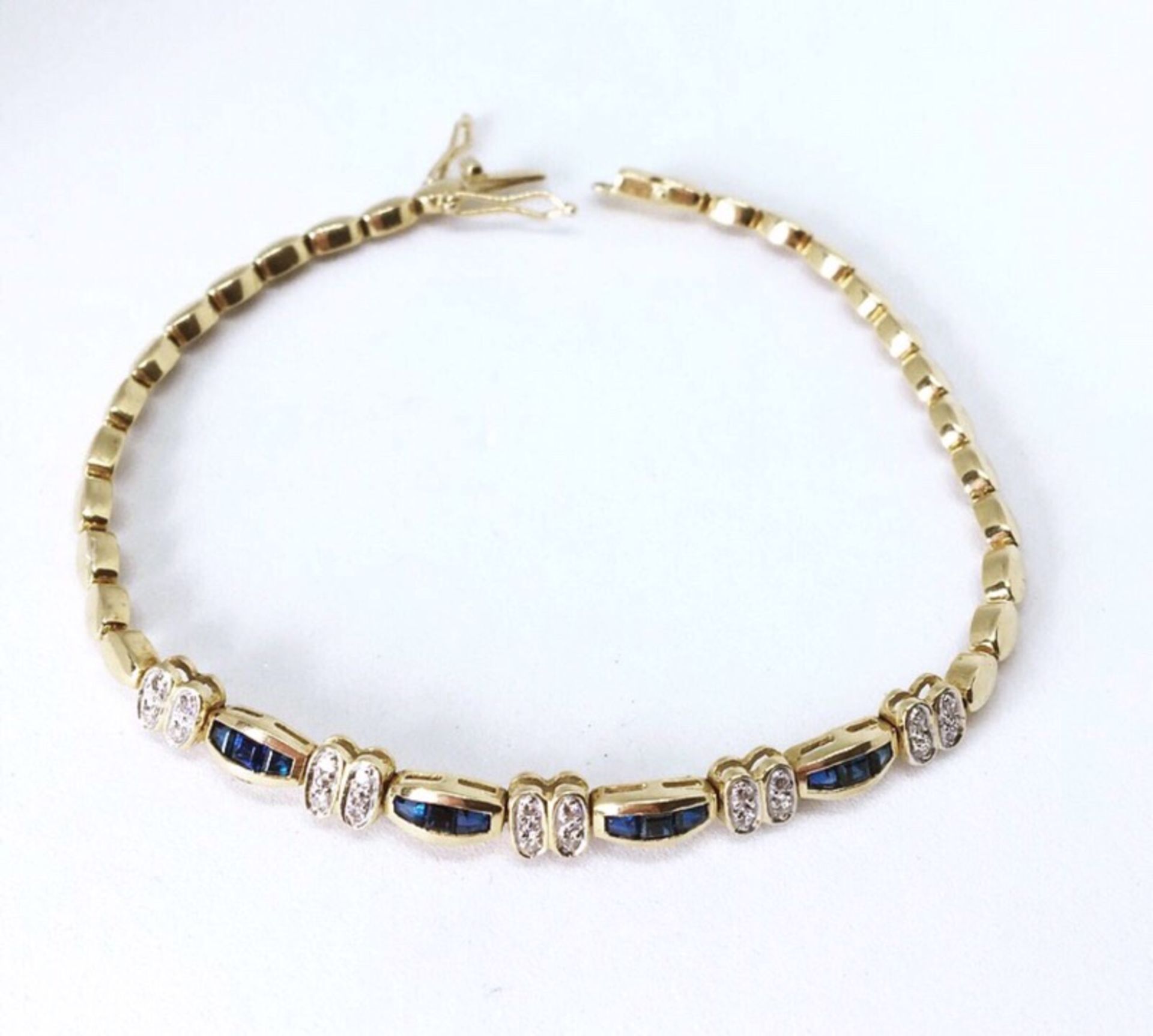 18ct GOLD DIAMOND & SAPPHIRE BRACELET