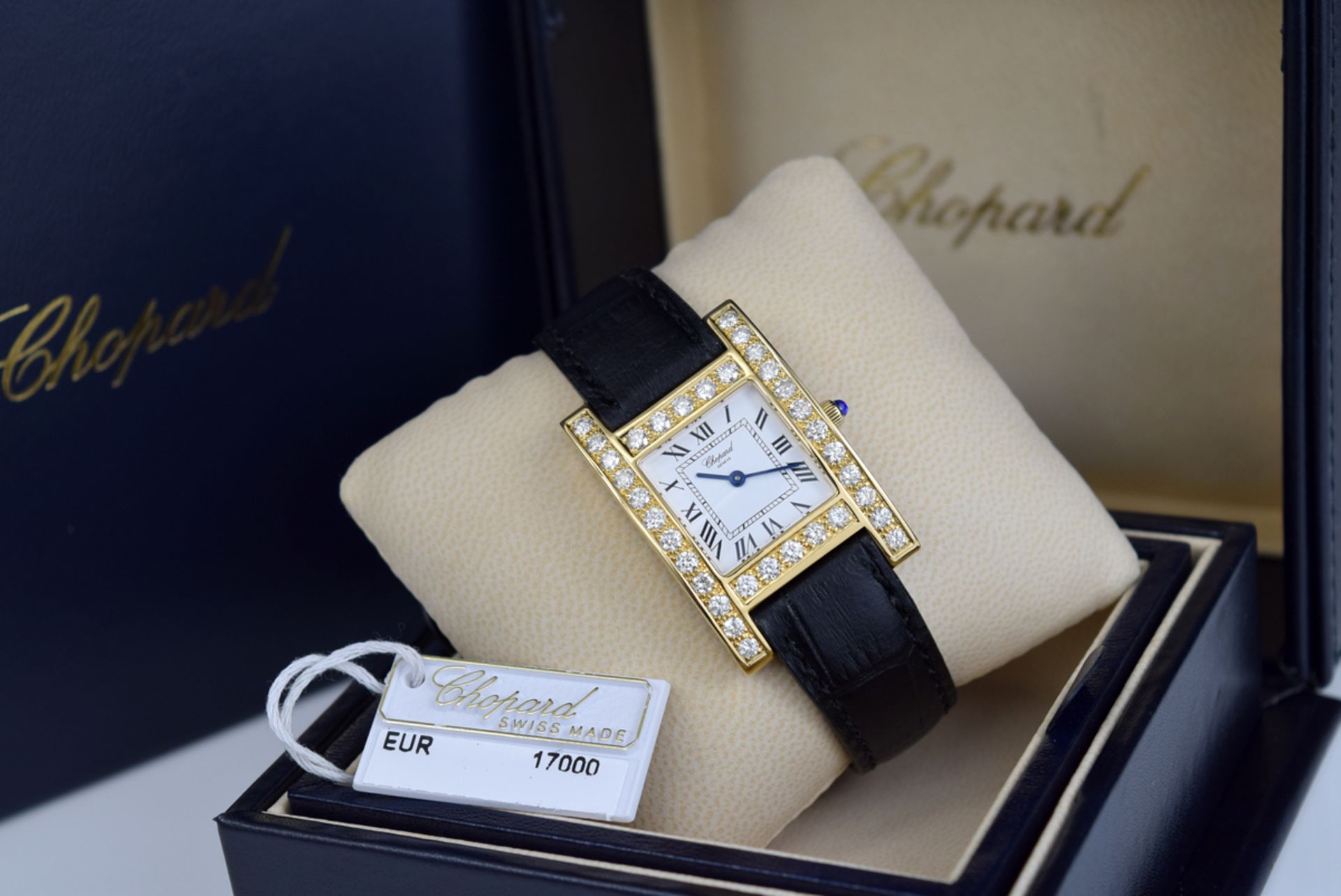 ❤ CHOPARD - DIAMOND 'H' / YOUR HOUR - 18K GOLD with DIAMOND SET CASE - Image 10 of 10