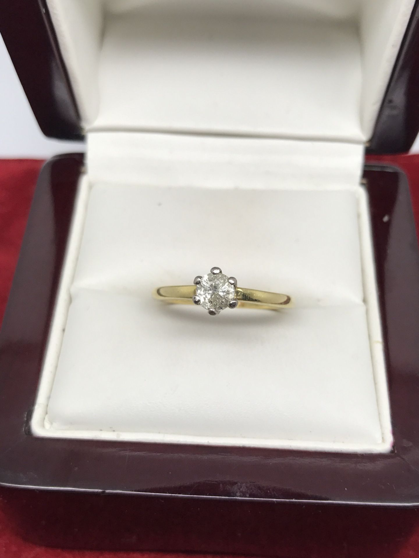 18ct GOLD 0.50ct DIAMOND SOLITAIRE RING