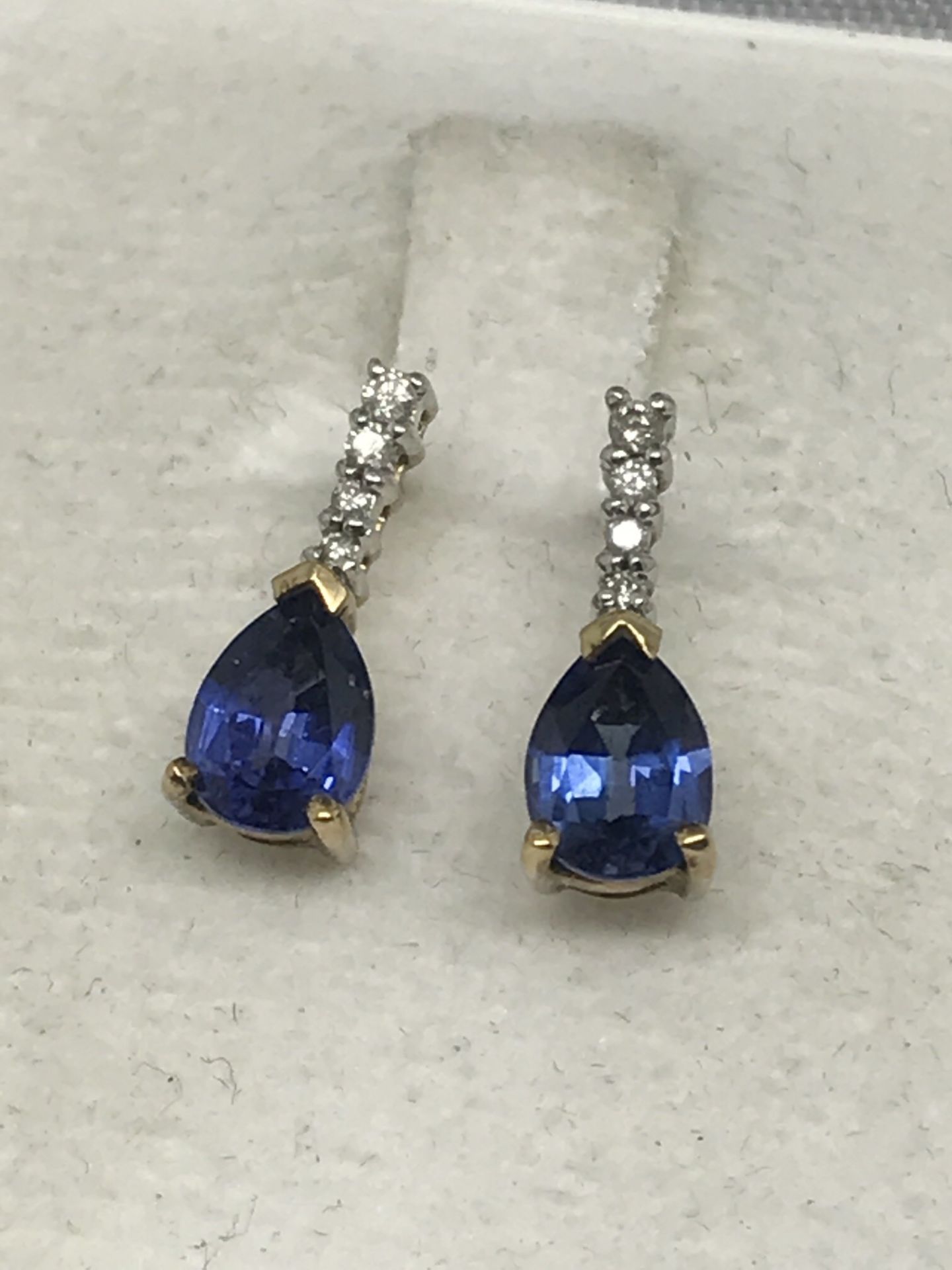 9ct GOLD SAPPHIRE & DIAMOND EARRINGS - Image 2 of 2