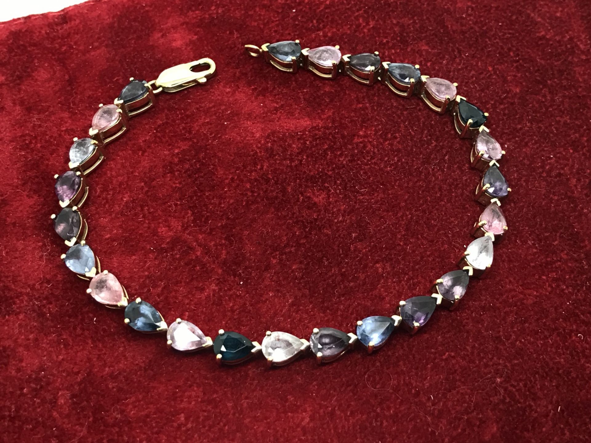 9ct GOLD PINK/BLUE/PURPLE QUARTZ BRACELET