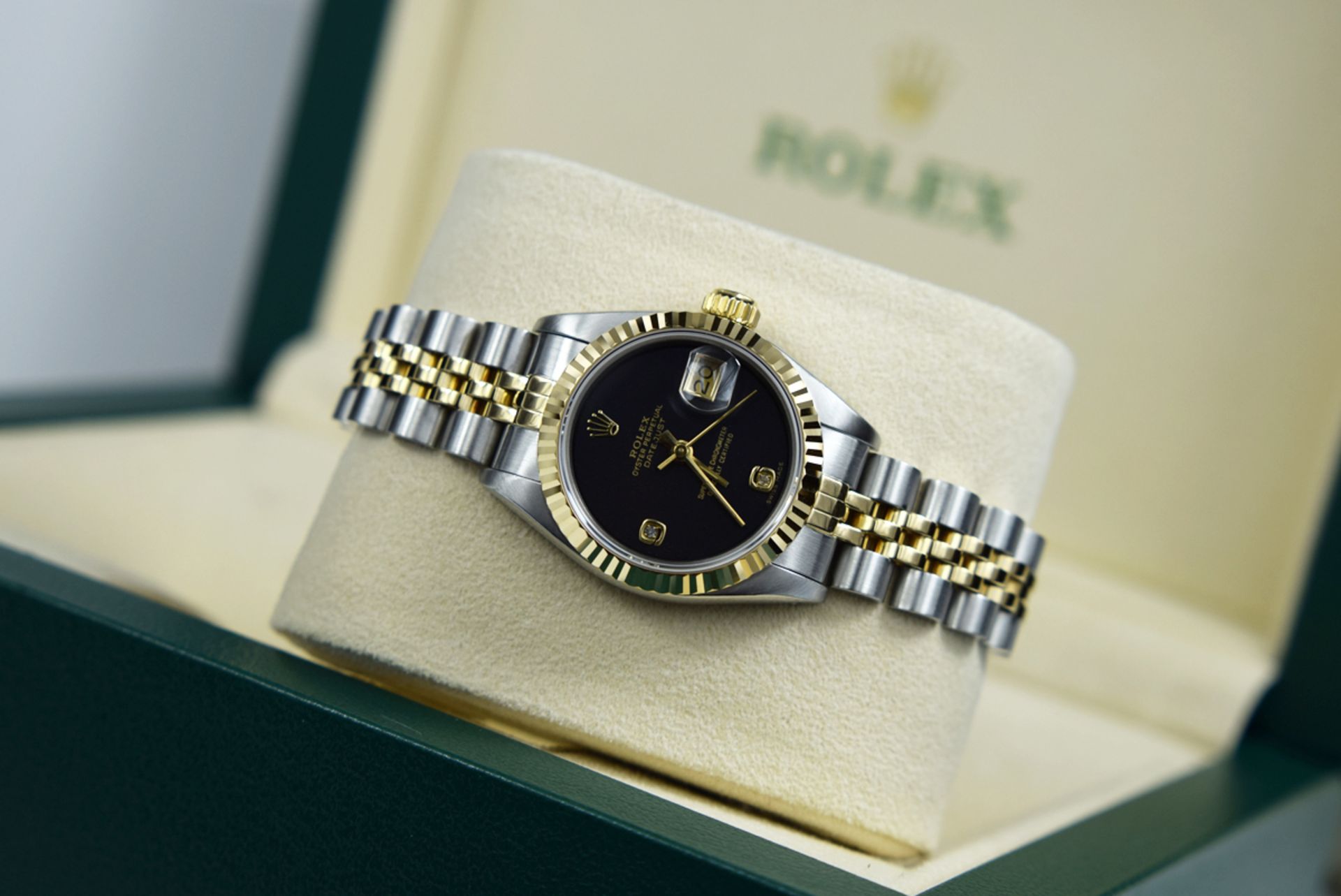 ROLEX 'LADY DATEJUST' 26mm - STEEL & 18K GOLD with ✦ RARE DIAMOND DIAL - Image 4 of 10