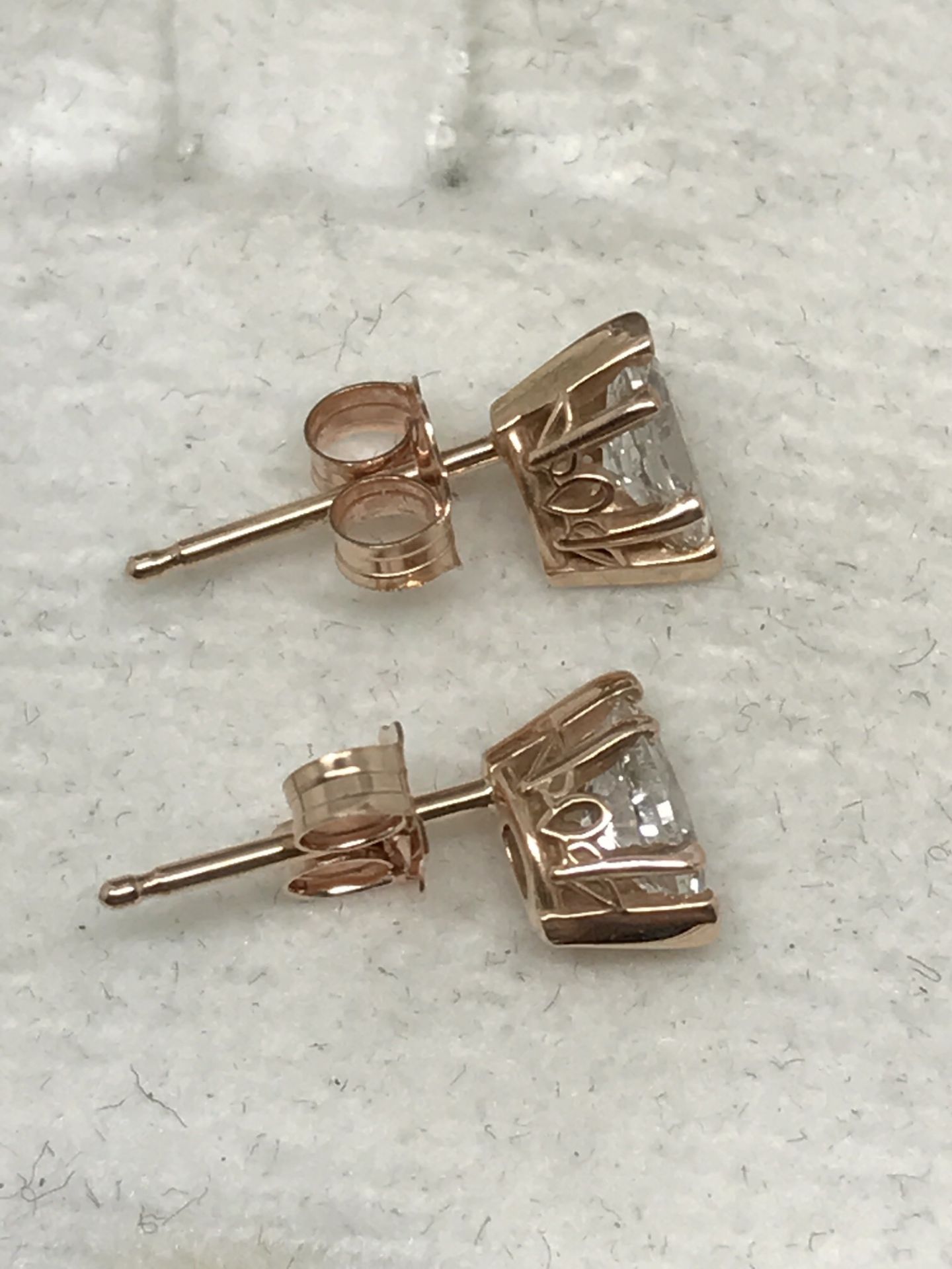 FINE MARQUISE CUT DIAMOND SOLITAIRE EARRINGS SET IN 14k ROSE GOLD - Image 3 of 5